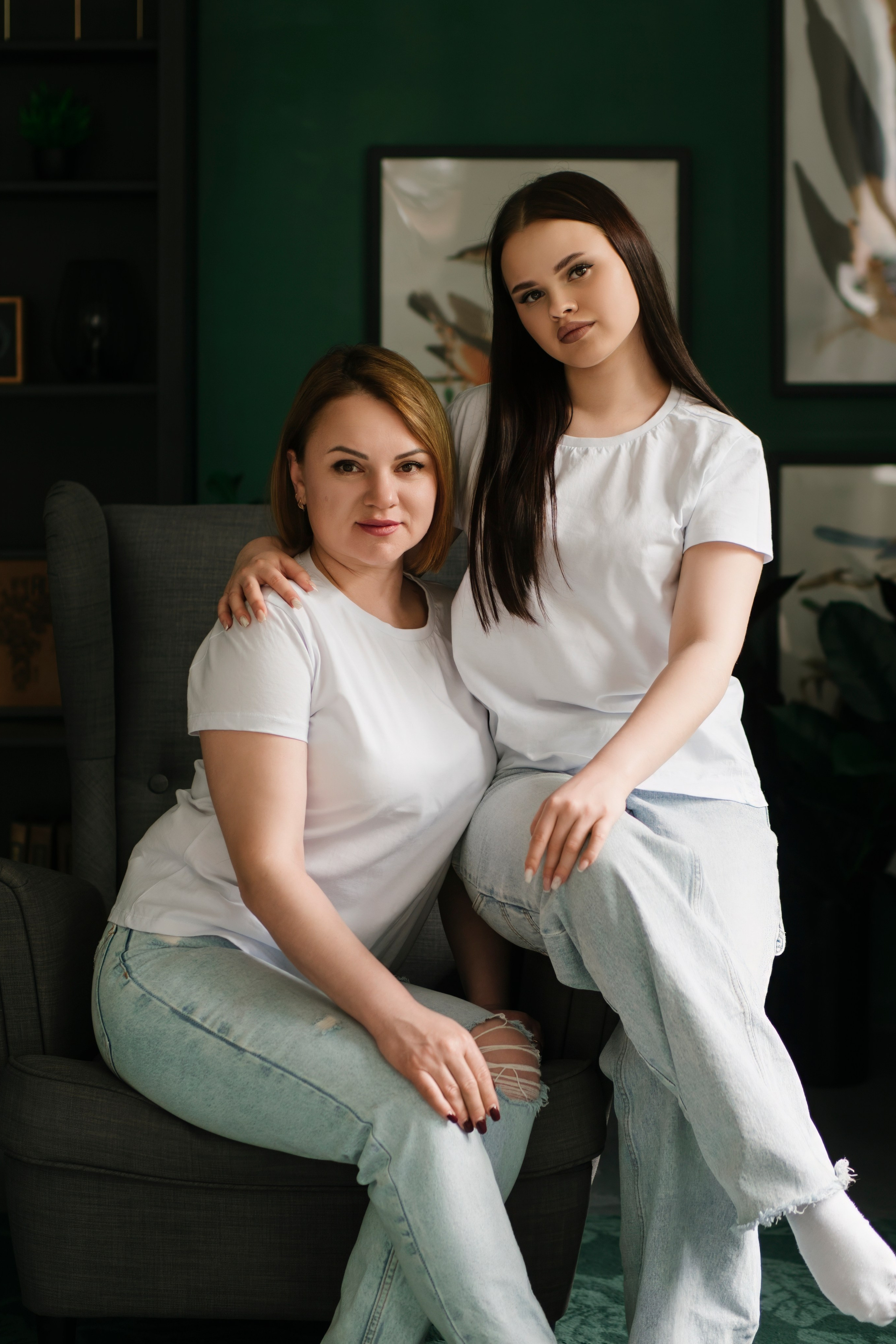 Карина с семьёй