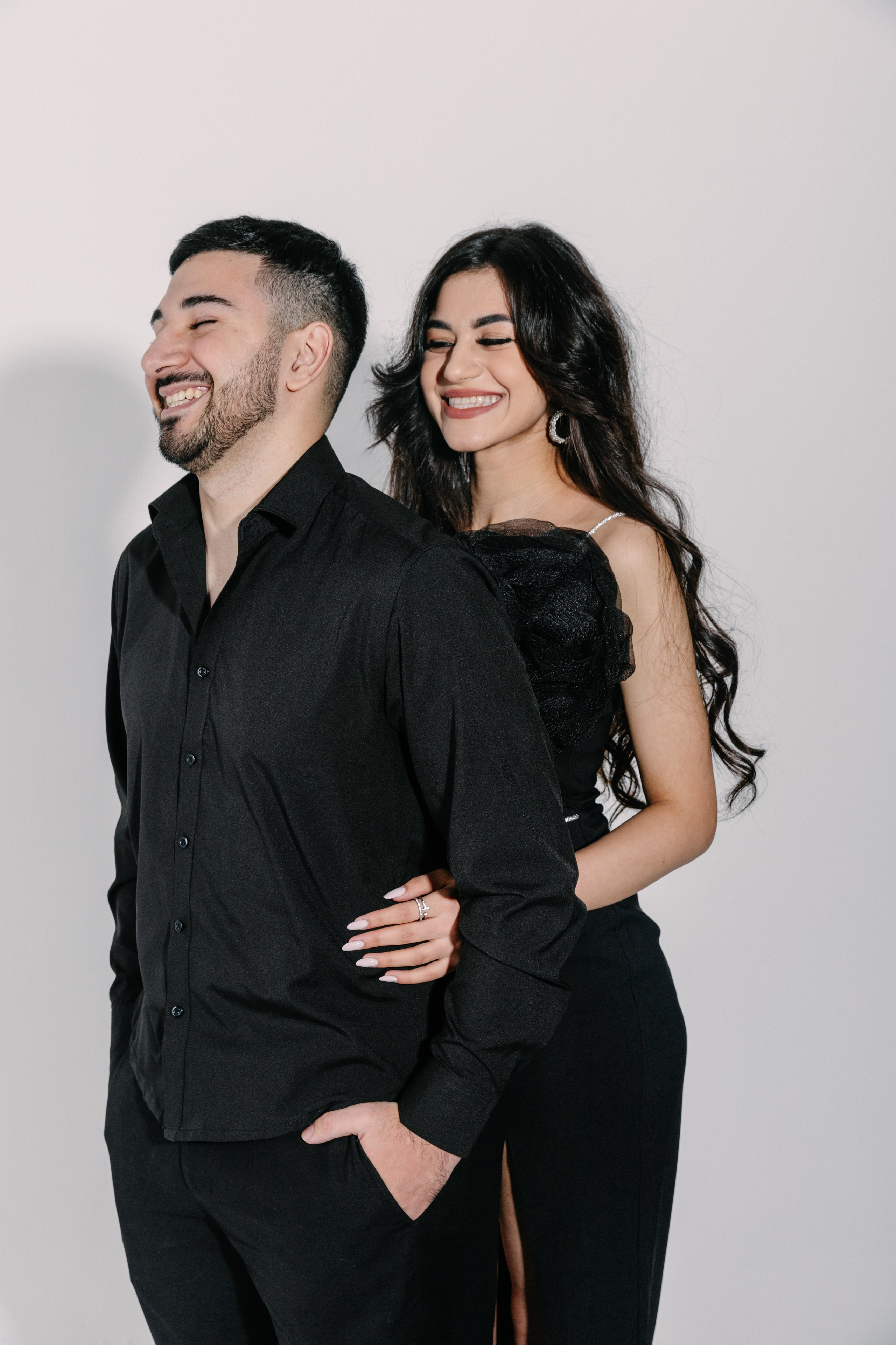 Мама, дочка и сын