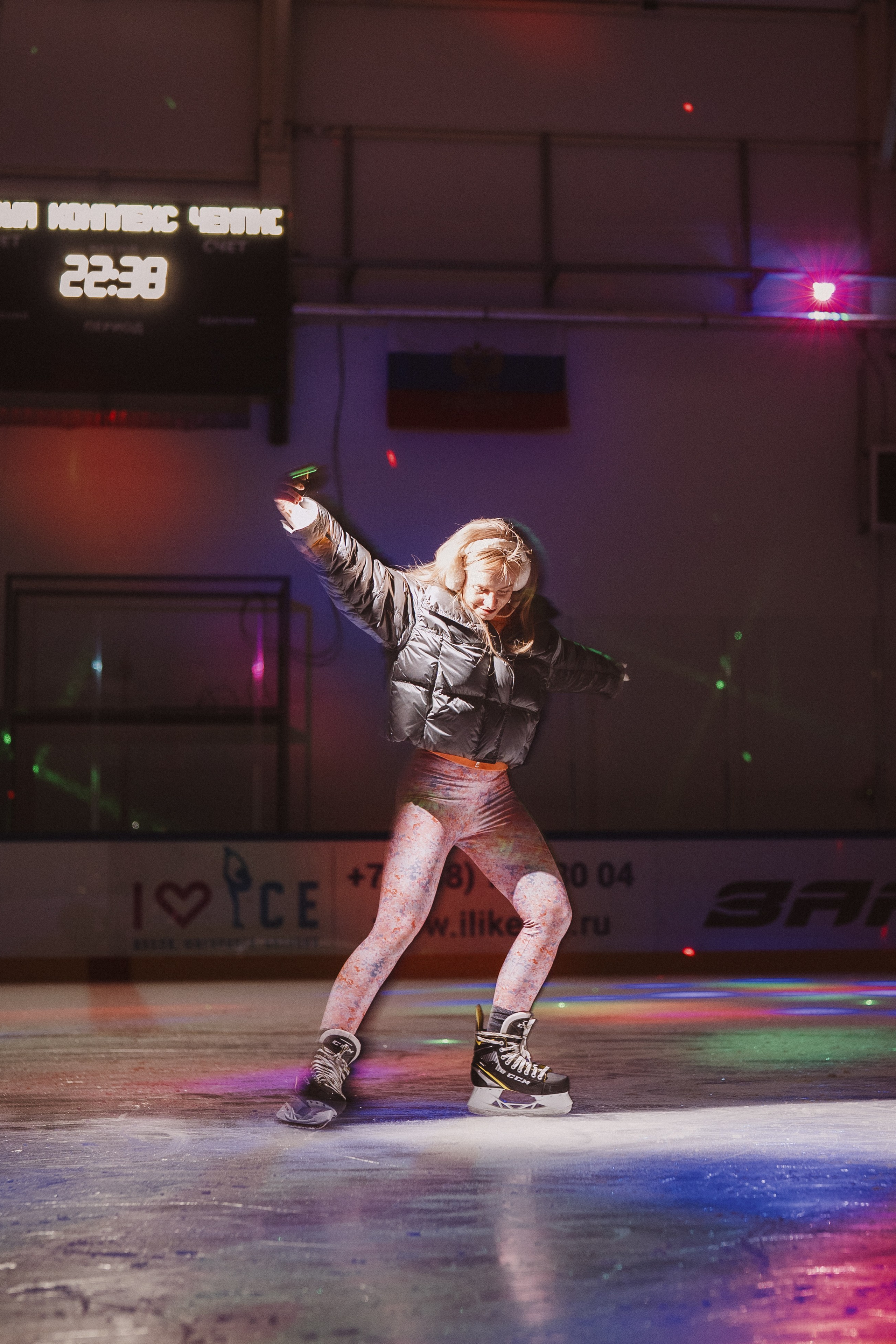 Champion Ice Rink in Gorky Central Park, Moscow. Сергей Зворыгин