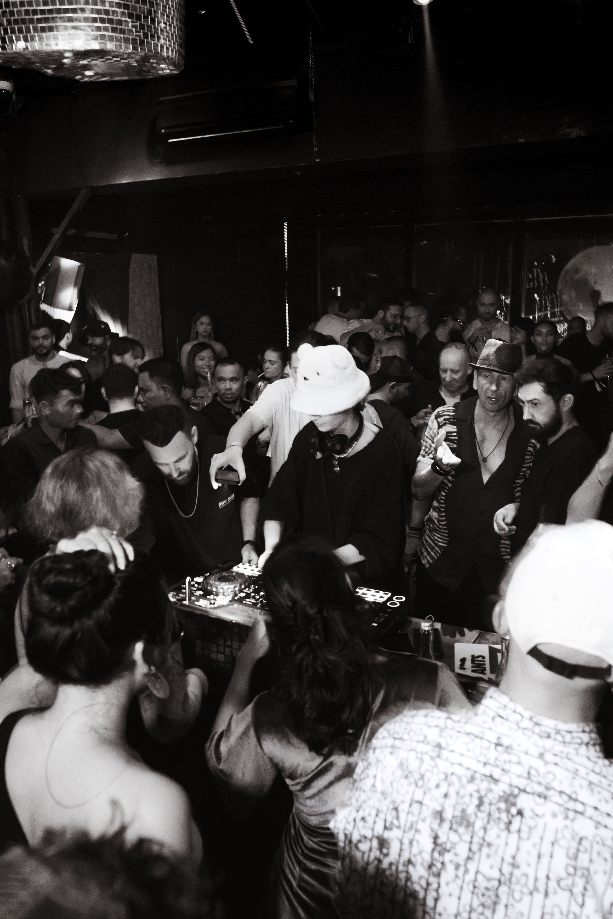 Montaigne Music at GOB. Сергей Зворыгин
