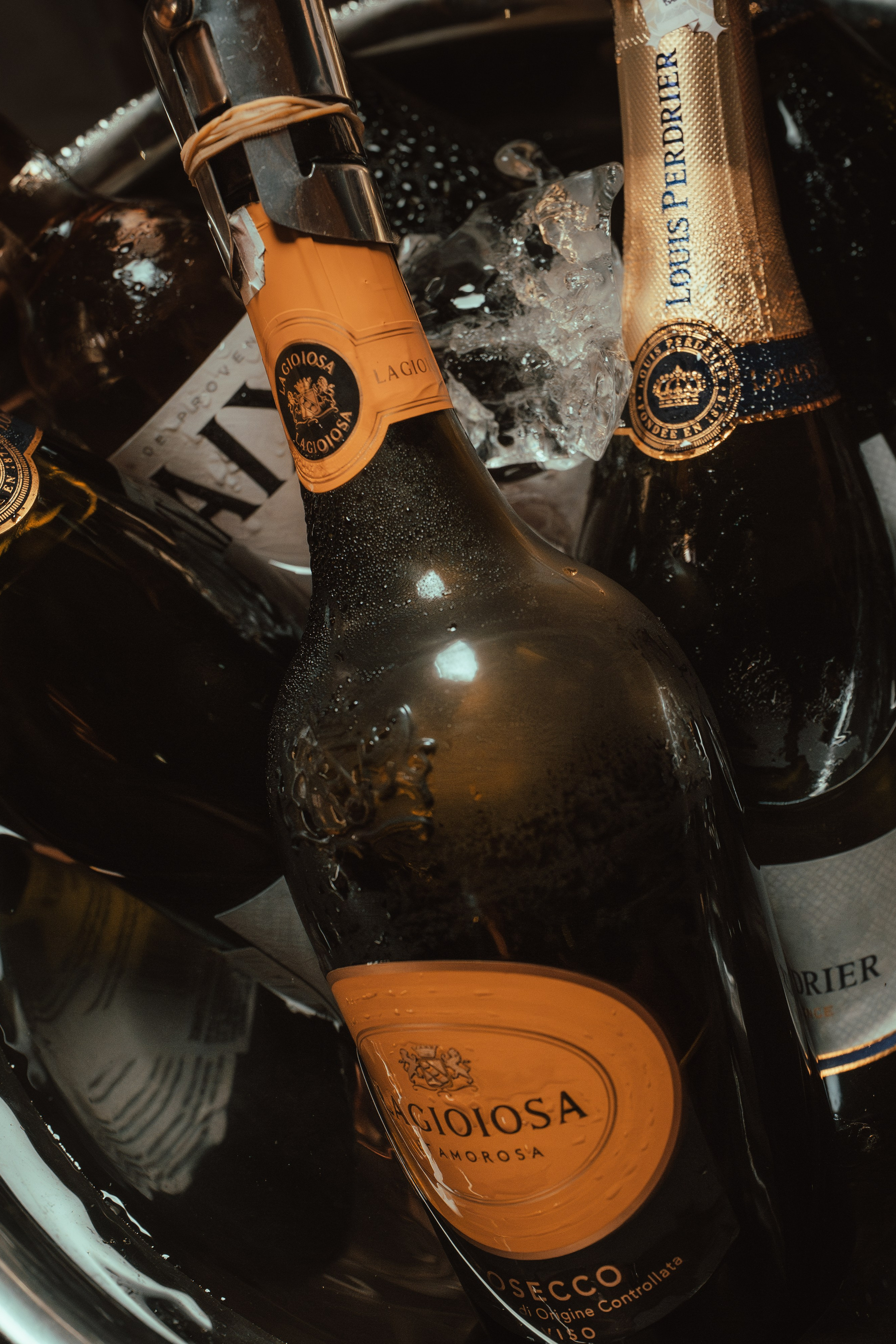 Wines and Show at Akar by K-Club Ubud, an Award-Winning Steakhouse. Сергей Зворыгин