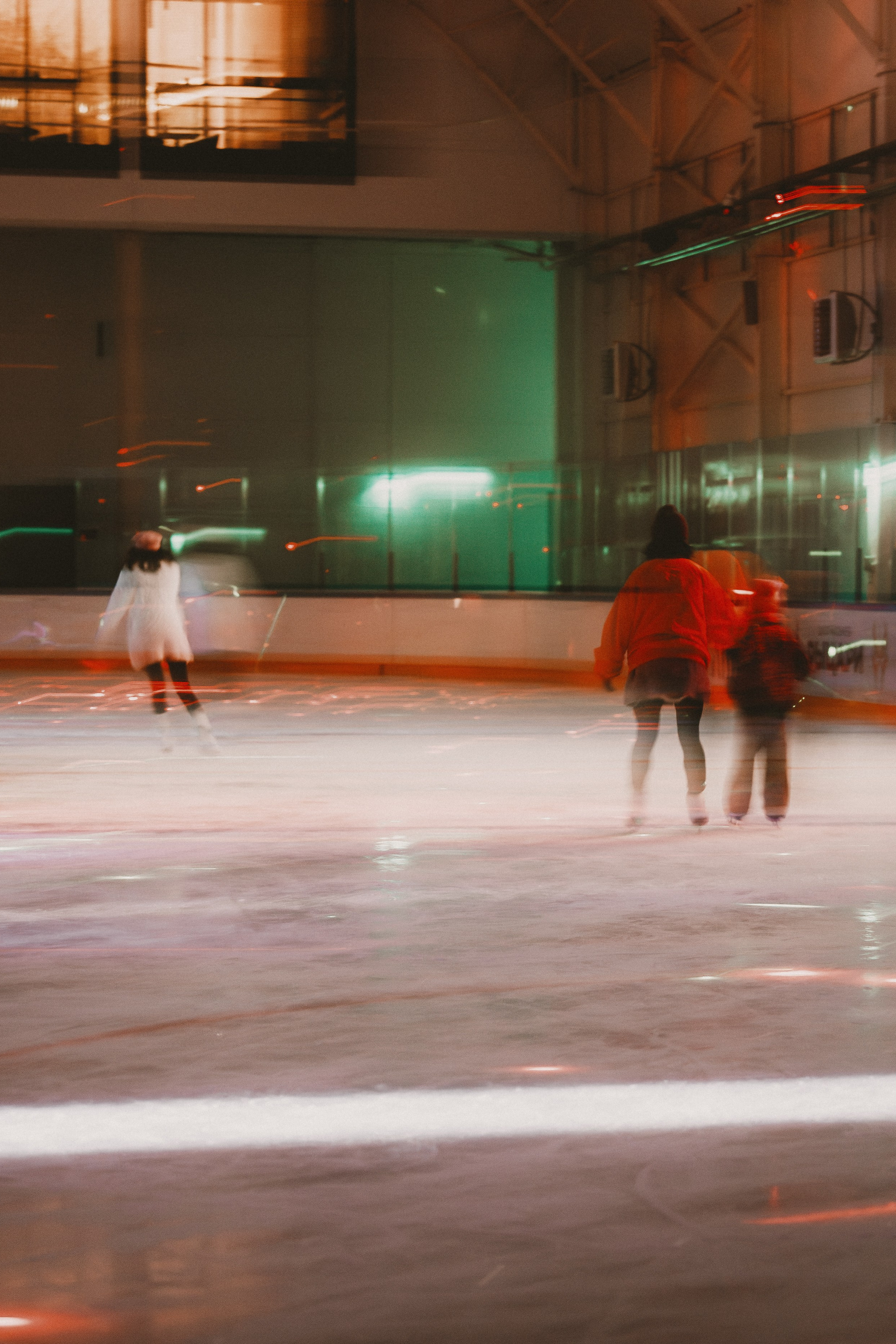 Champion Ice Rink in Gorky Central Park, Moscow. Сергей Зворыгин