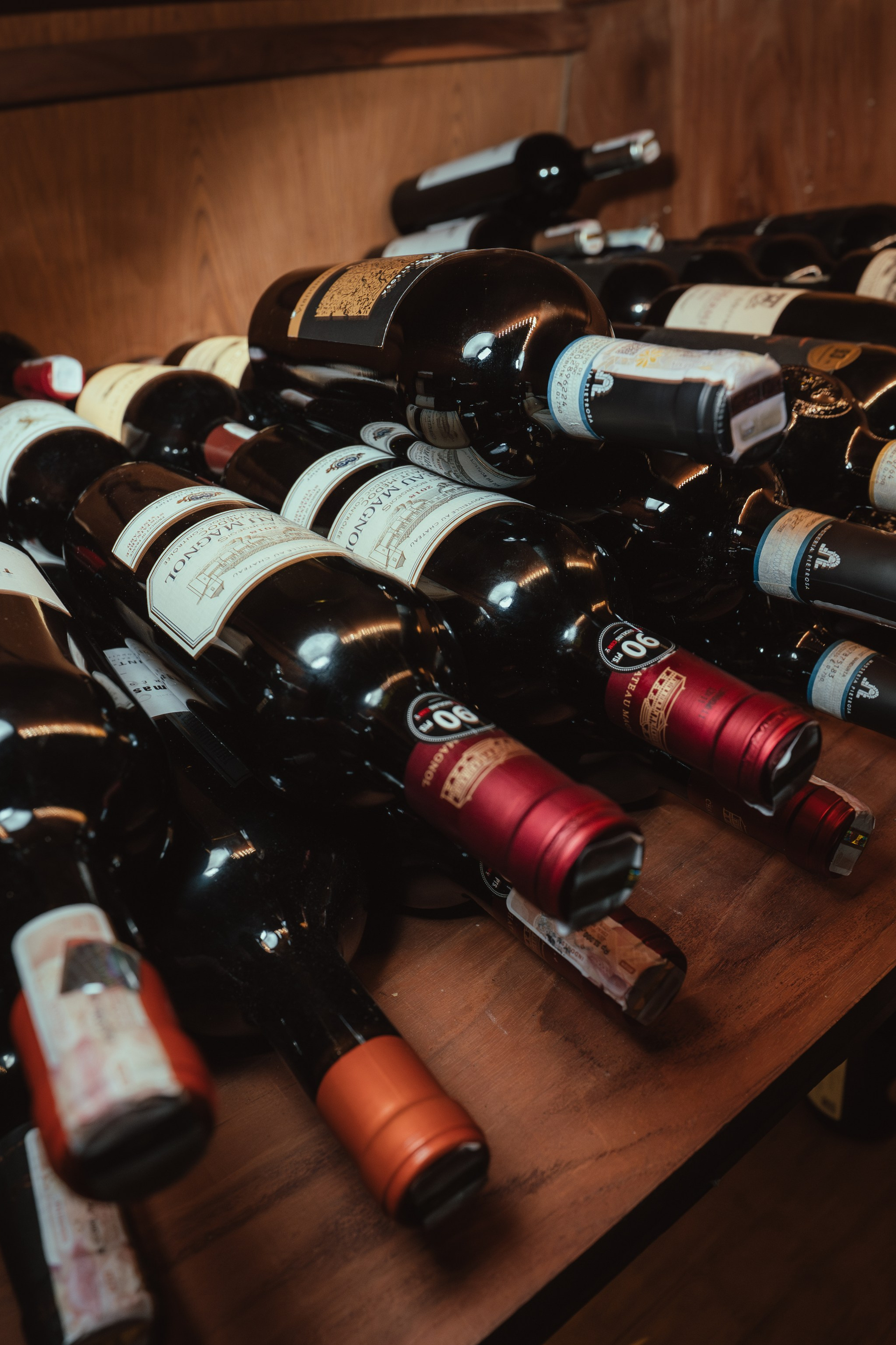 Wines and Show at Akar by K-Club Ubud, an Award-Winning Steakhouse. Сергей Зворыгин