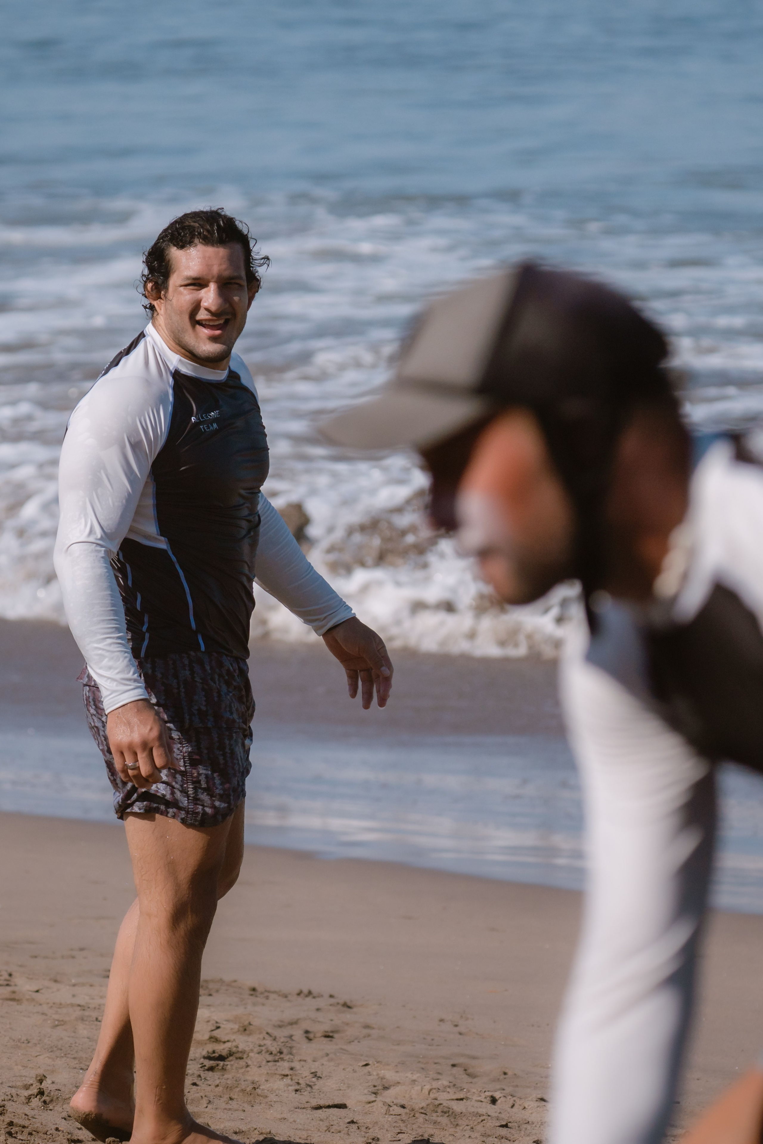 Al Leone athletes having fun surfing in the Pacific Ocean. Сергей Зворыгин