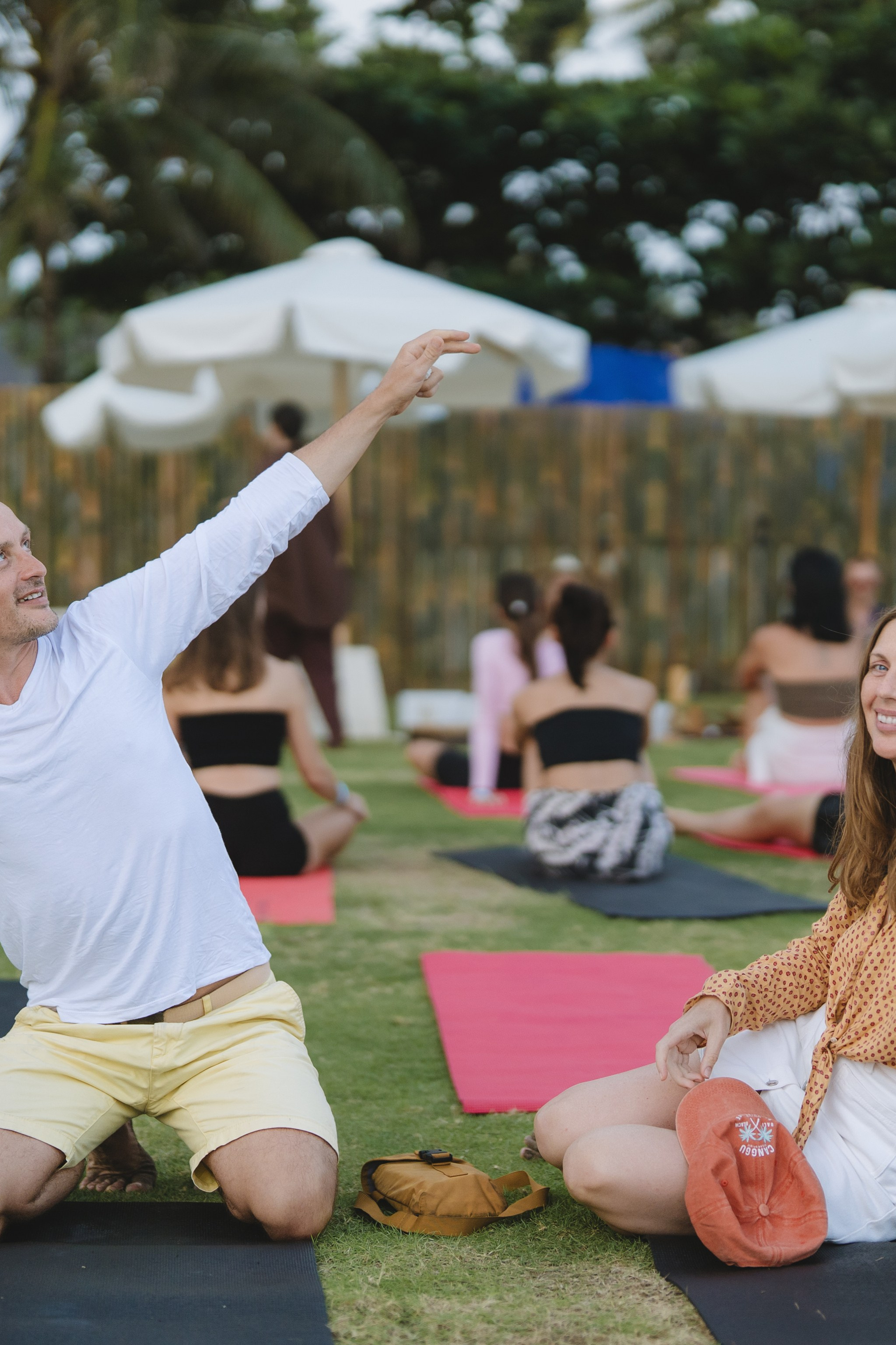 TEUS Group, Agents Yoga session by the Ocean. Сергей Зворыгин
