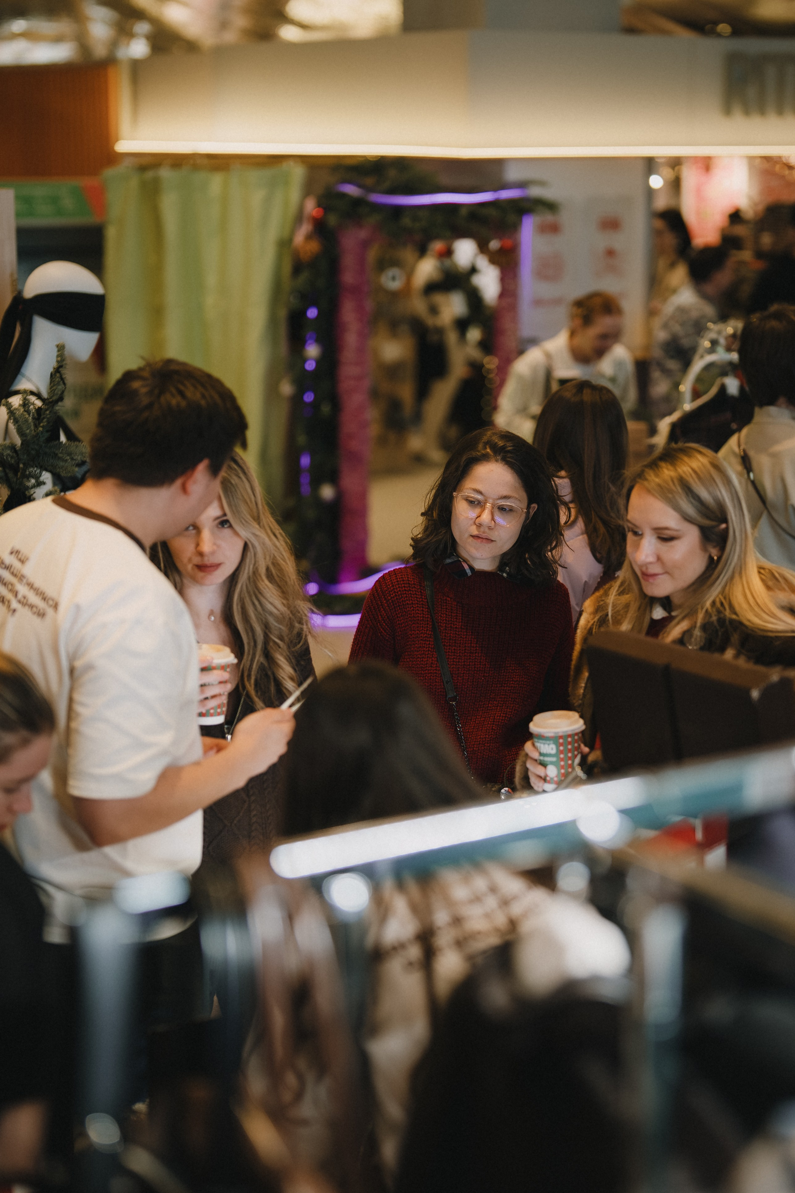 Buro Market in Tsvetnoy CM, Moscow. Сергей Зворыгин