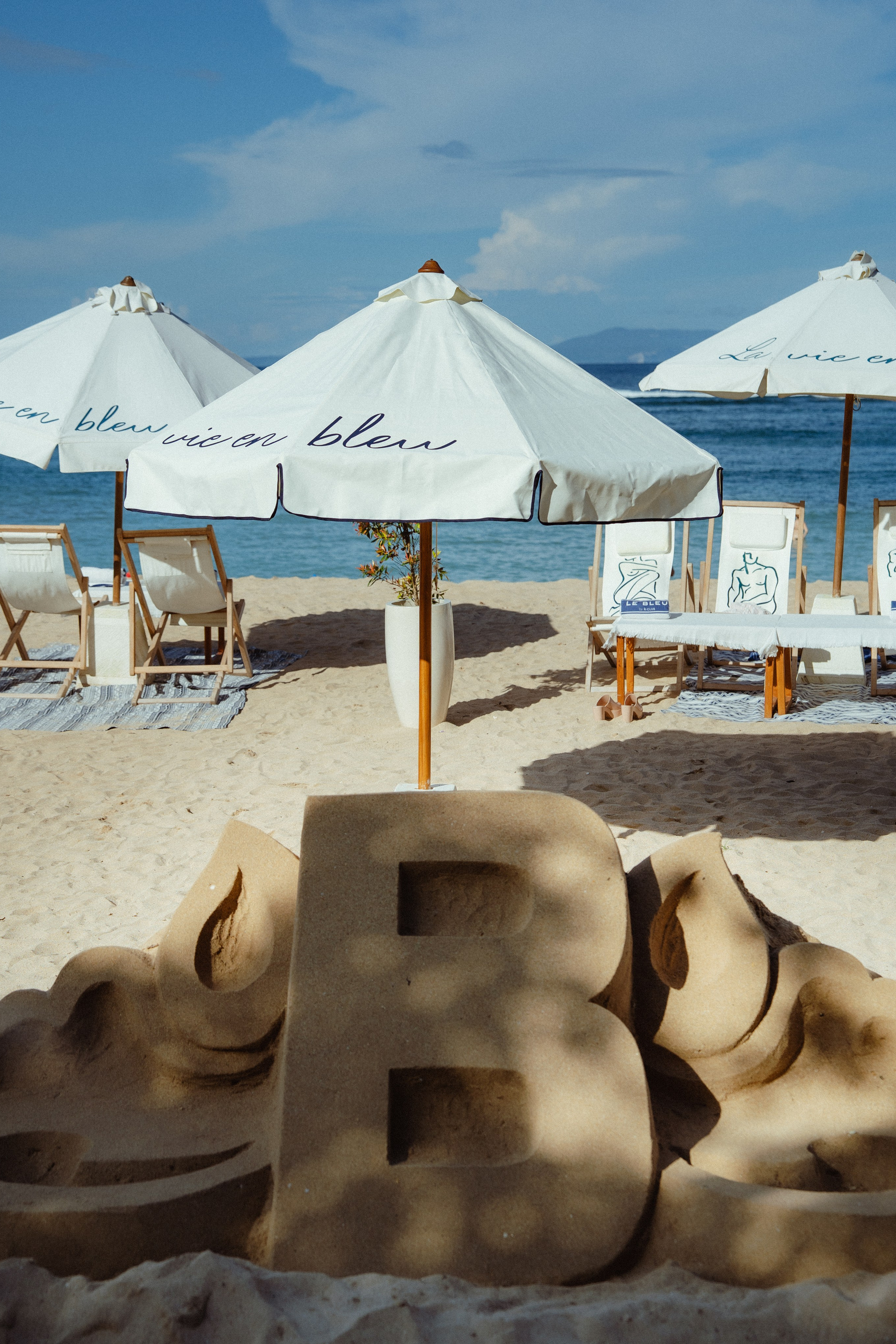 Le Blue Bali, a luxury beachfront restaurant Anniversary. Сергей Зворыгин
