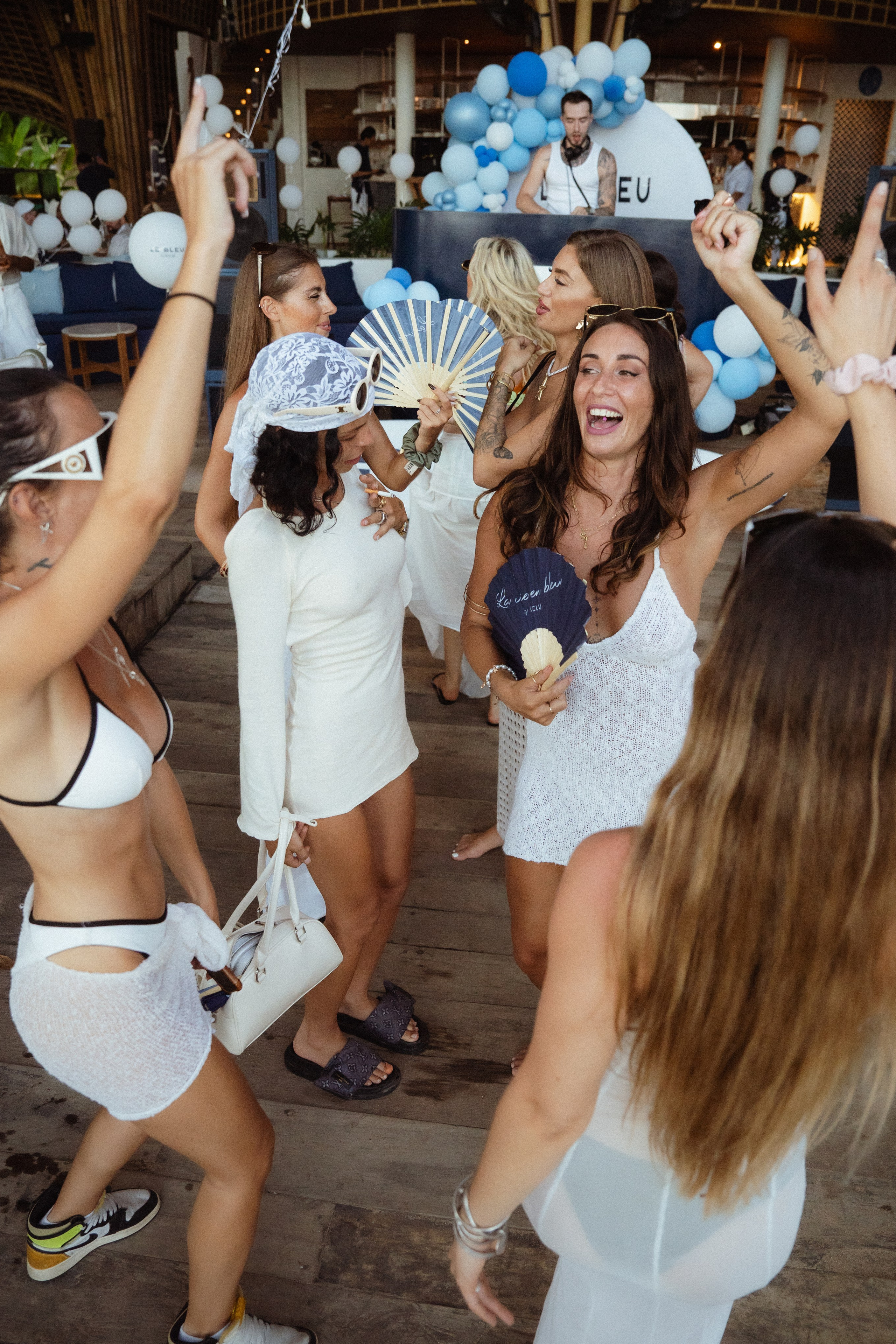 Le Blue Bali, a luxury beachfront restaurant Anniversary. Сергей Зворыгин