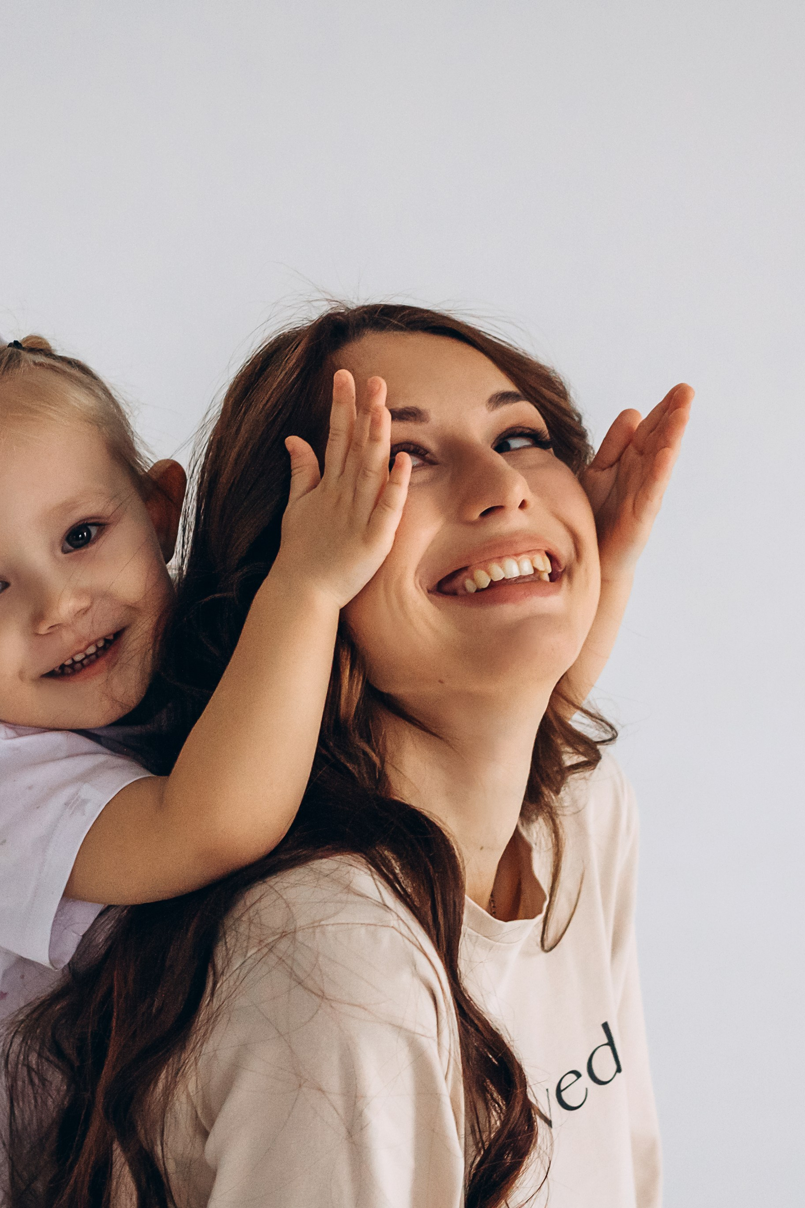 Мама и&nbsp;дочь Вика и&nbsp;Ева