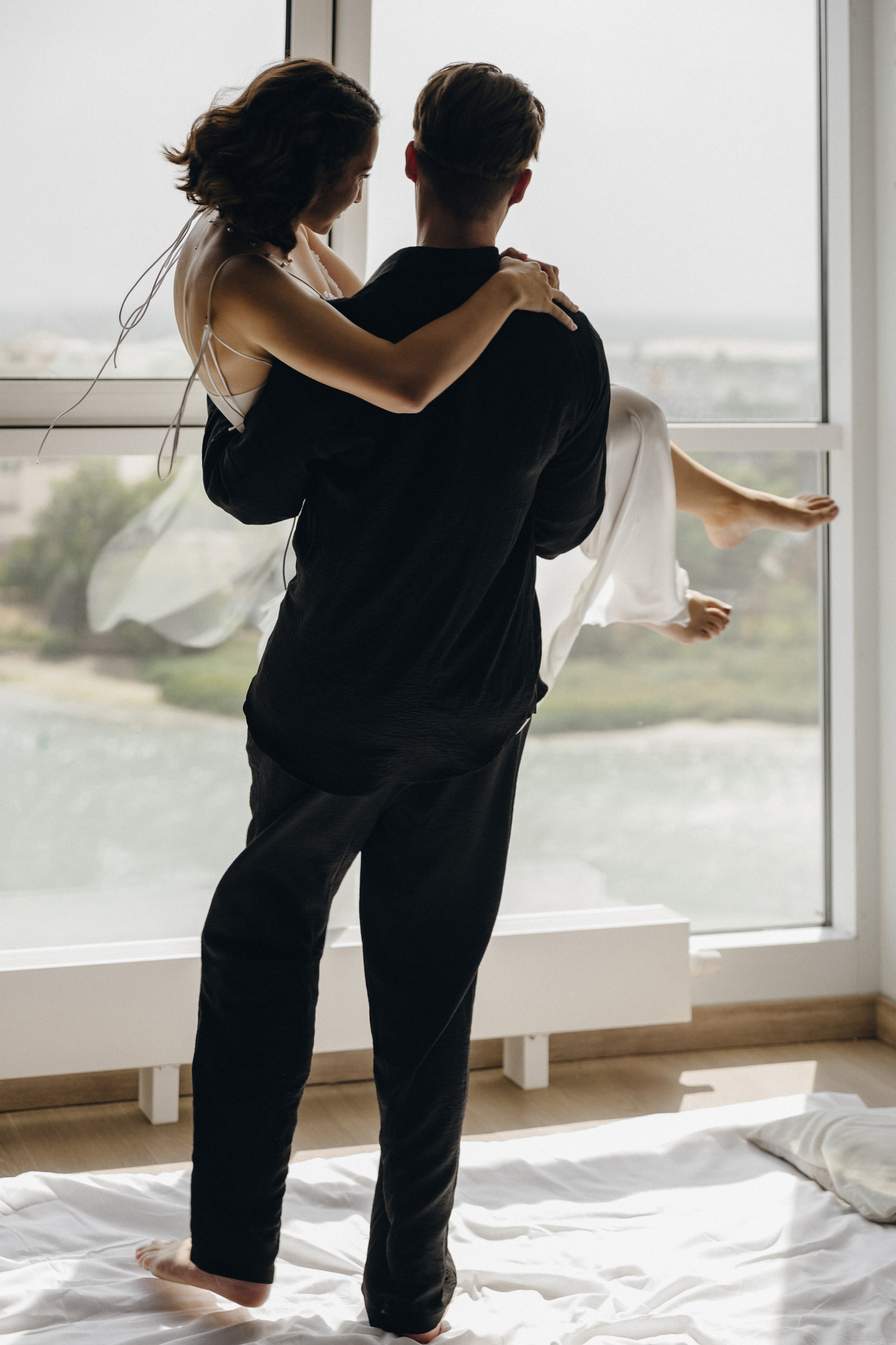 We fly into LOVE. Свадебный фотограф в Ростове-на-Дону Нина Крейцберг