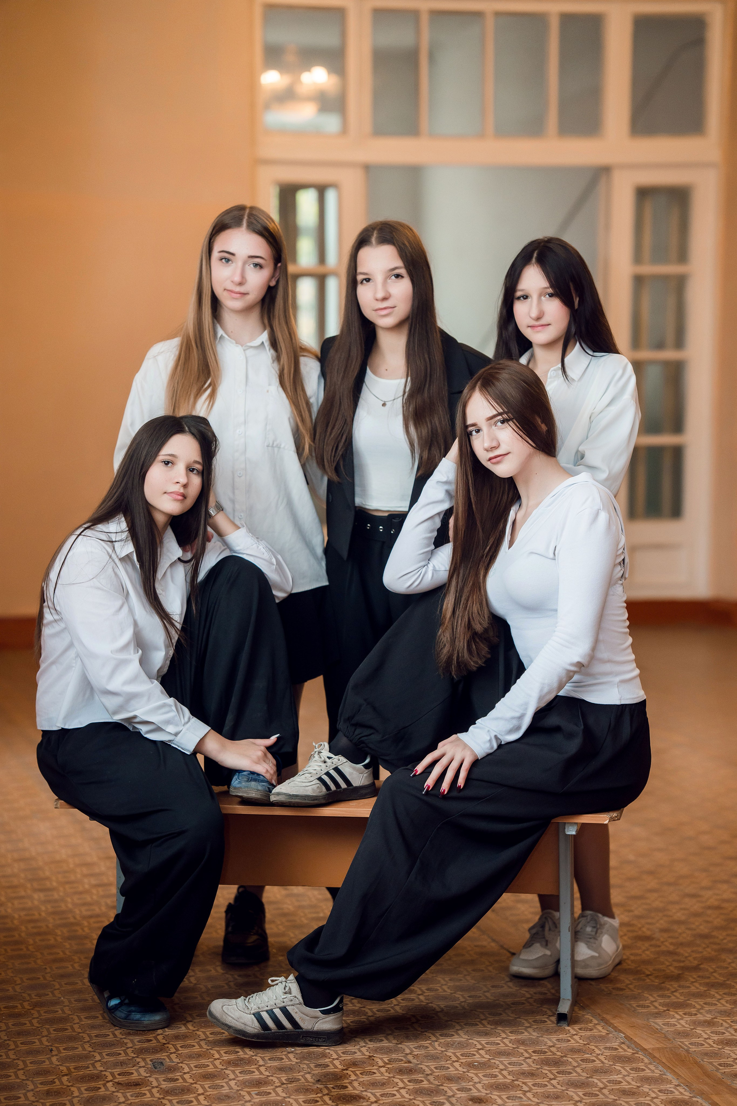 Выпускной альбом. Выпускные альбомы ДНР, Донецк