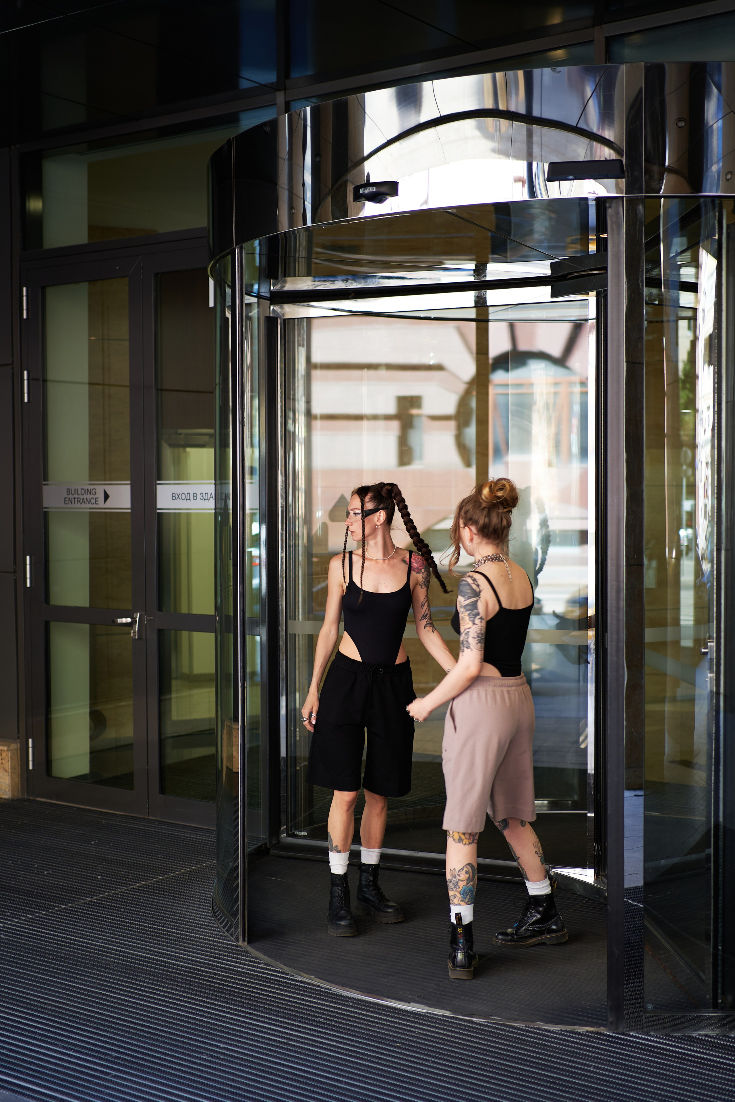 Съемки для маркетплейсов и брендов в Ростове-на-Дону. СЪЕМКИ ДЛЯ МАРКЕТПЛЕЙСОВ И БРЕНДОВ В РОСТОВЕ И МОСКВЕ