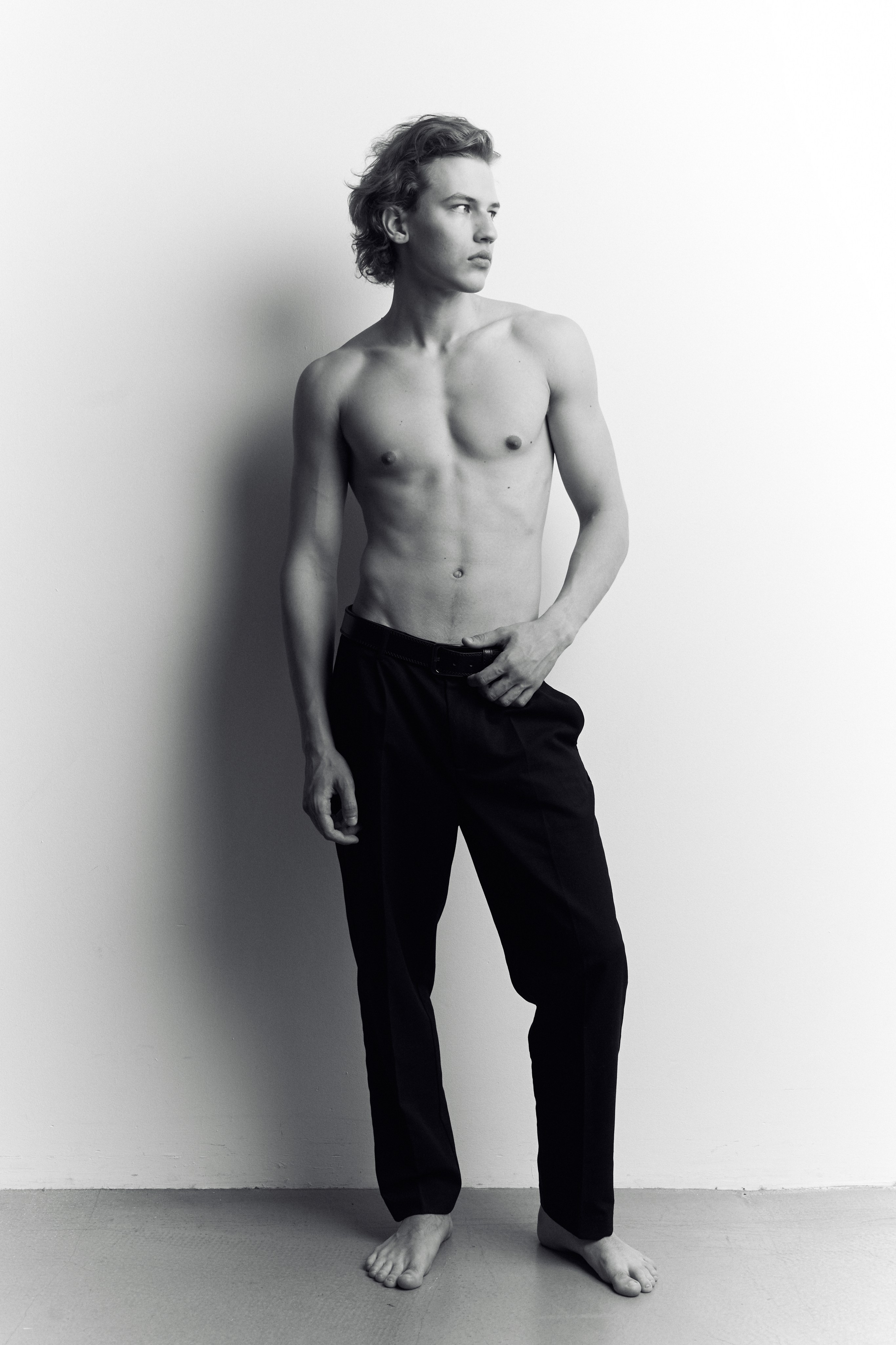 Alex. СЪЕМКИ ДЛЯ МАРКЕТПЛЕЙСОВ И БРЕНДОВ В РОСТОВЕ И МОСКВЕ