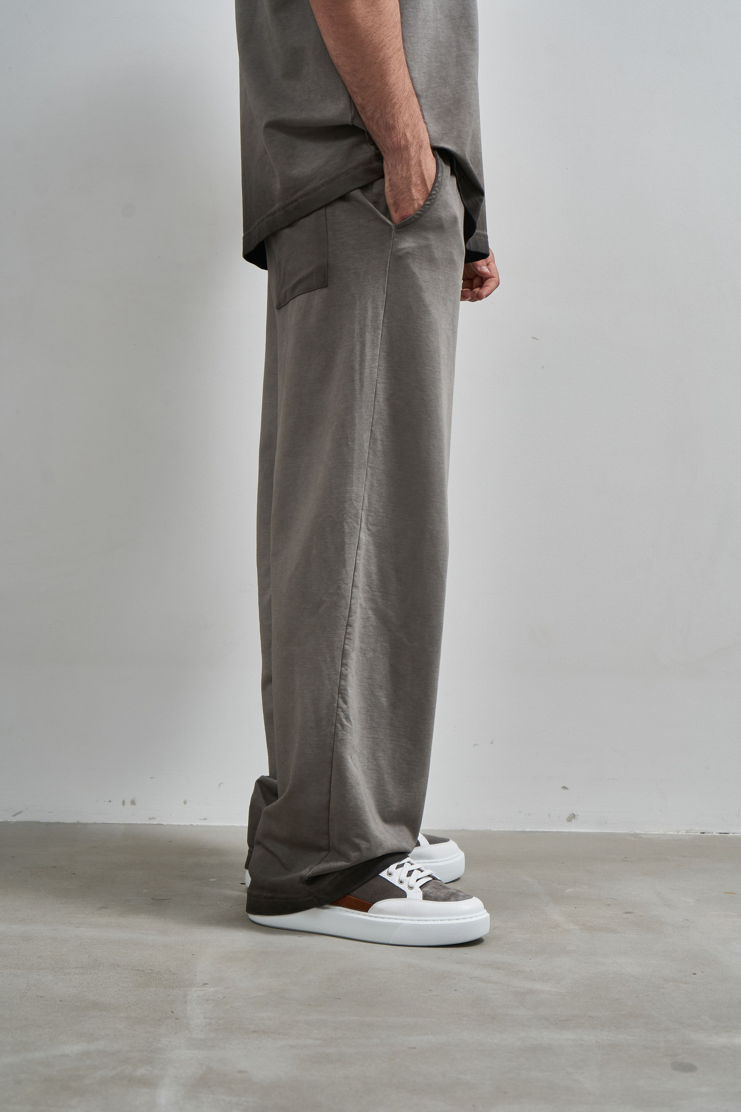 NOVAK. СЪЕМКИ ДЛЯ МАРКЕТПЛЕЙСОВ И БРЕНДОВ В РОСТОВЕ И МОСКВЕ