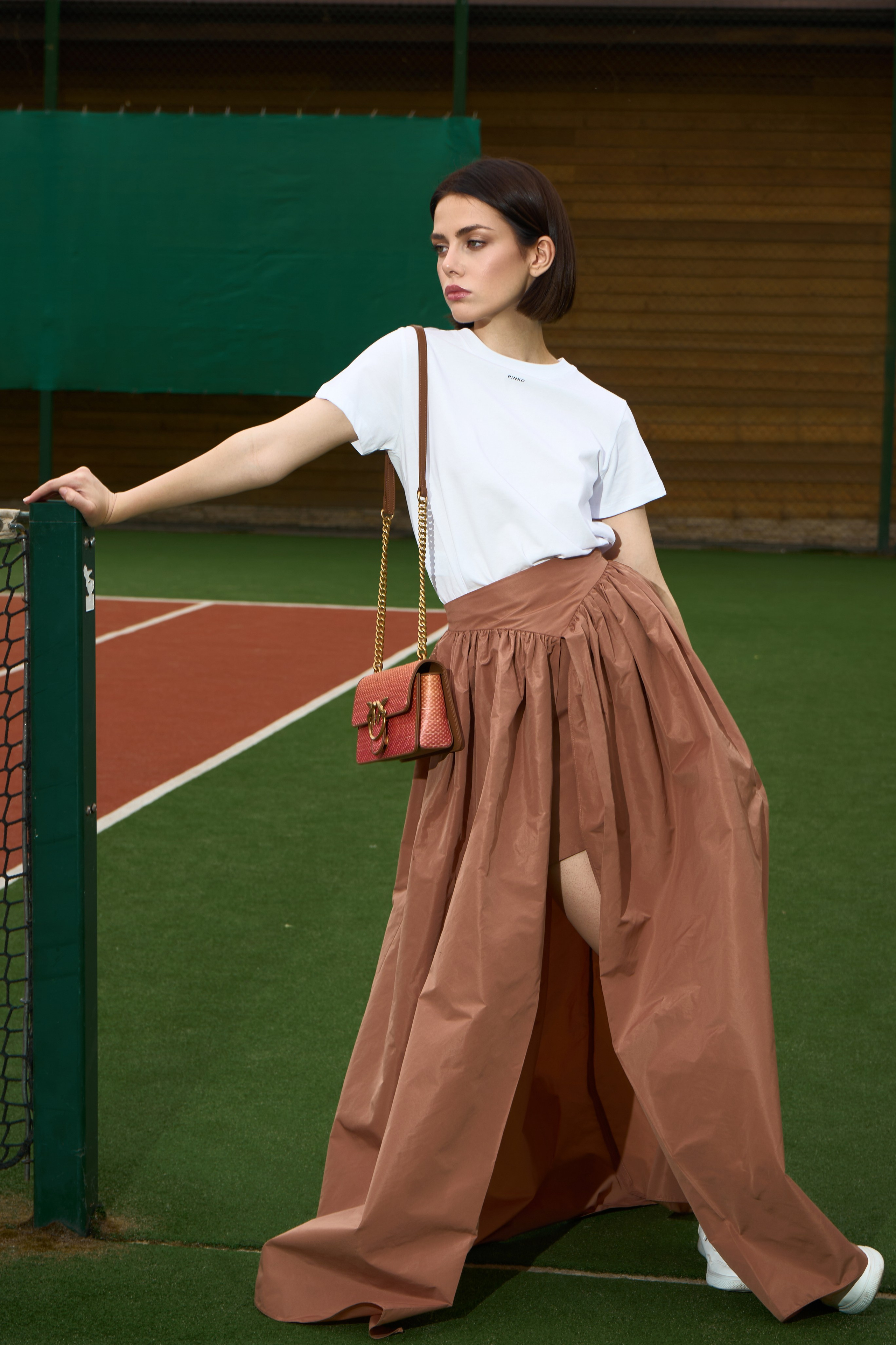 Съемки для маркетплейсов и брендов в Ростове-на-Дону. СЪЕМКИ ДЛЯ МАРКЕТПЛЕЙСОВ И БРЕНДОВ В РОСТОВЕ И МОСКВЕ