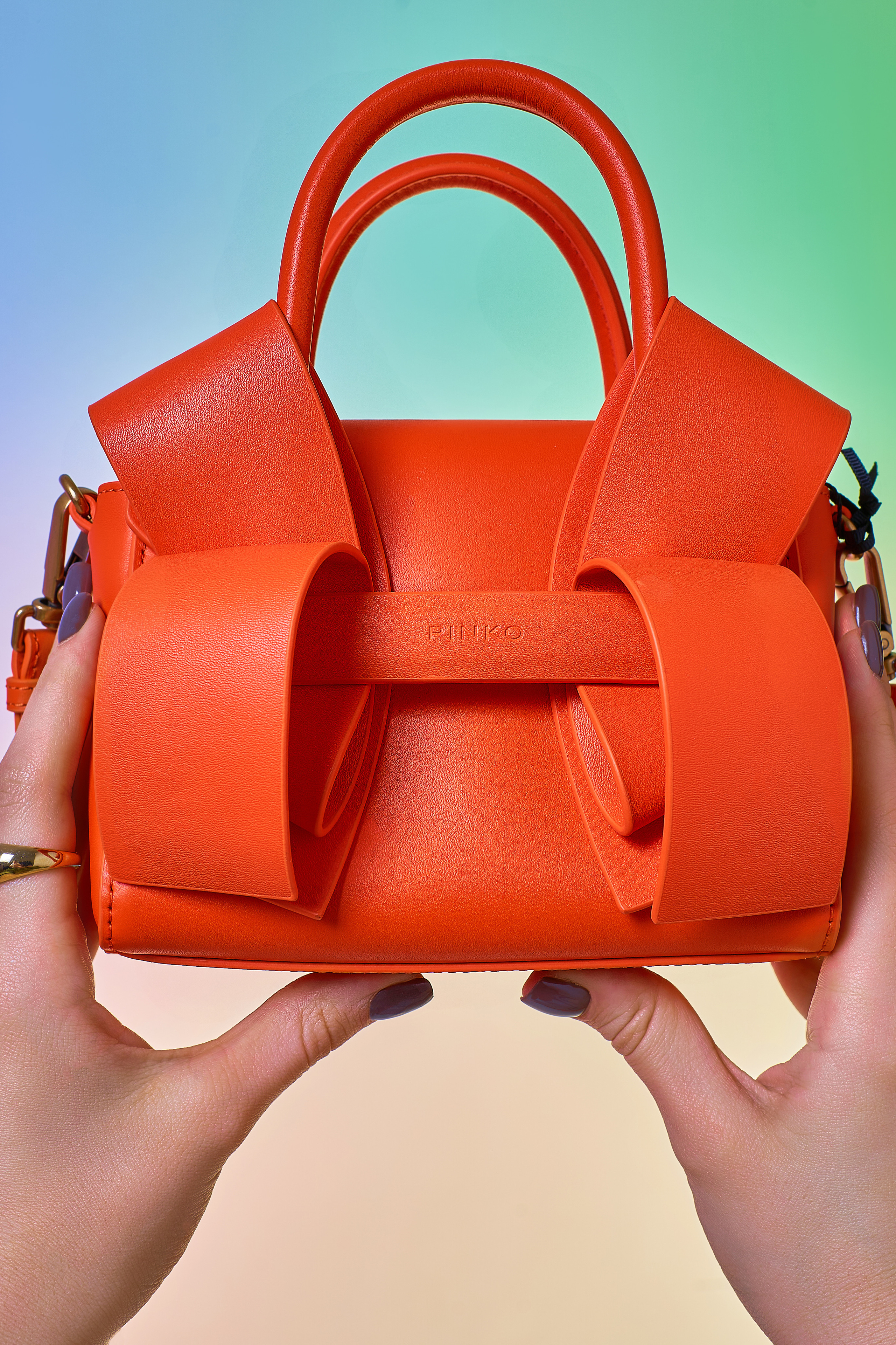 Съемки для маркетплейсов и брендов в Ростове-на-Дону. СЪЕМКИ ДЛЯ МАРКЕТПЛЕЙСОВ И БРЕНДОВ В РОСТОВЕ И МОСКВЕ