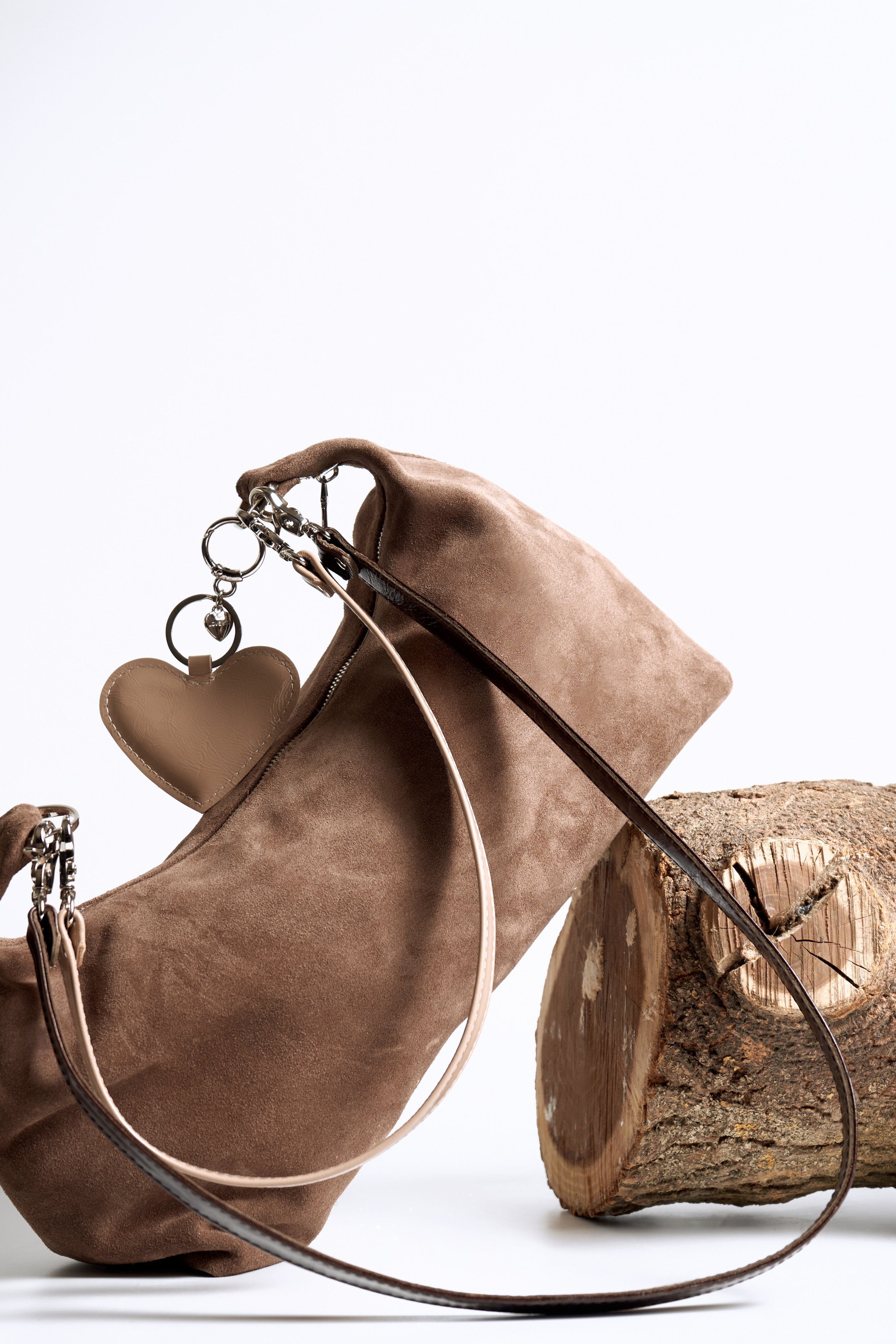 Съемки для маркетплейсов и брендов в Ростове-на-Дону. СЪЕМКИ ДЛЯ МАРКЕТПЛЕЙСОВ И БРЕНДОВ В РОСТОВЕ И МОСКВЕ