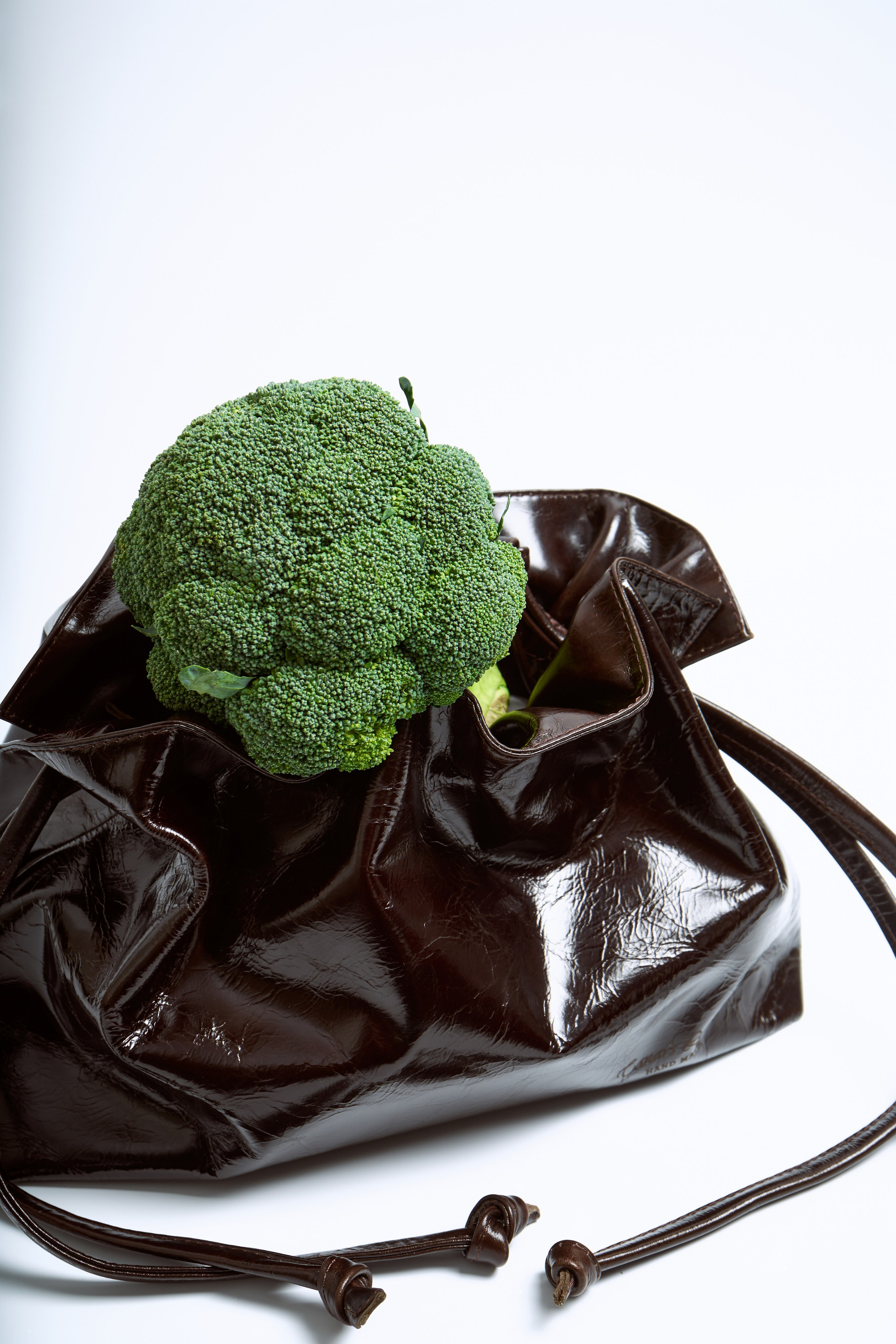 Съемки для маркетплейсов и брендов в Ростове-на-Дону. СЪЕМКИ ДЛЯ МАРКЕТПЛЕЙСОВ И БРЕНДОВ В РОСТОВЕ И МОСКВЕ