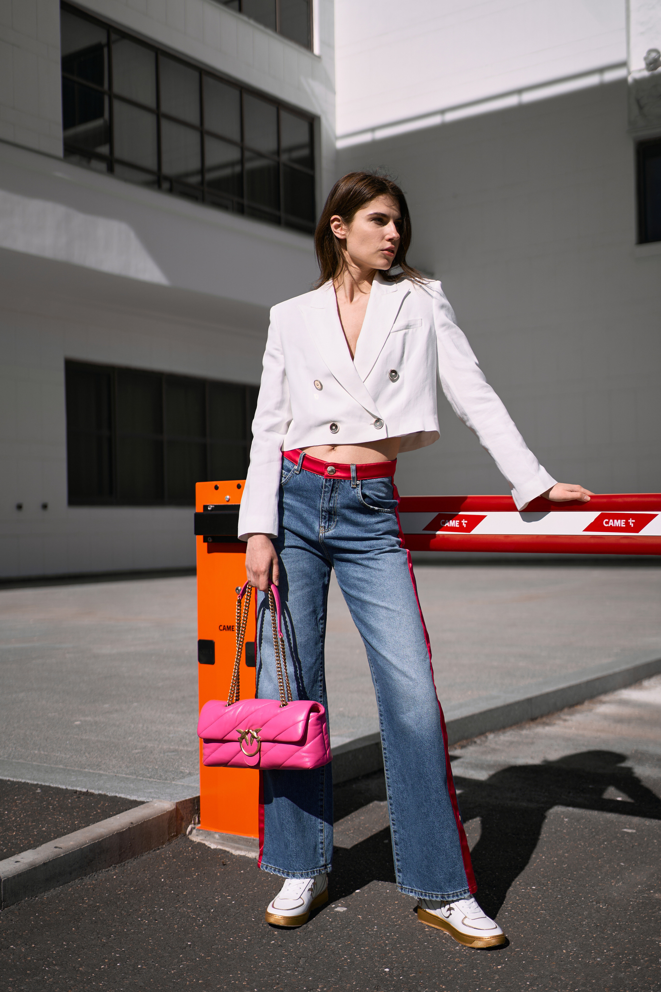 Съемки для маркетплейсов и брендов в Ростове-на-Дону. СЪЕМКИ ДЛЯ МАРКЕТПЛЕЙСОВ И БРЕНДОВ В РОСТОВЕ И МОСКВЕ