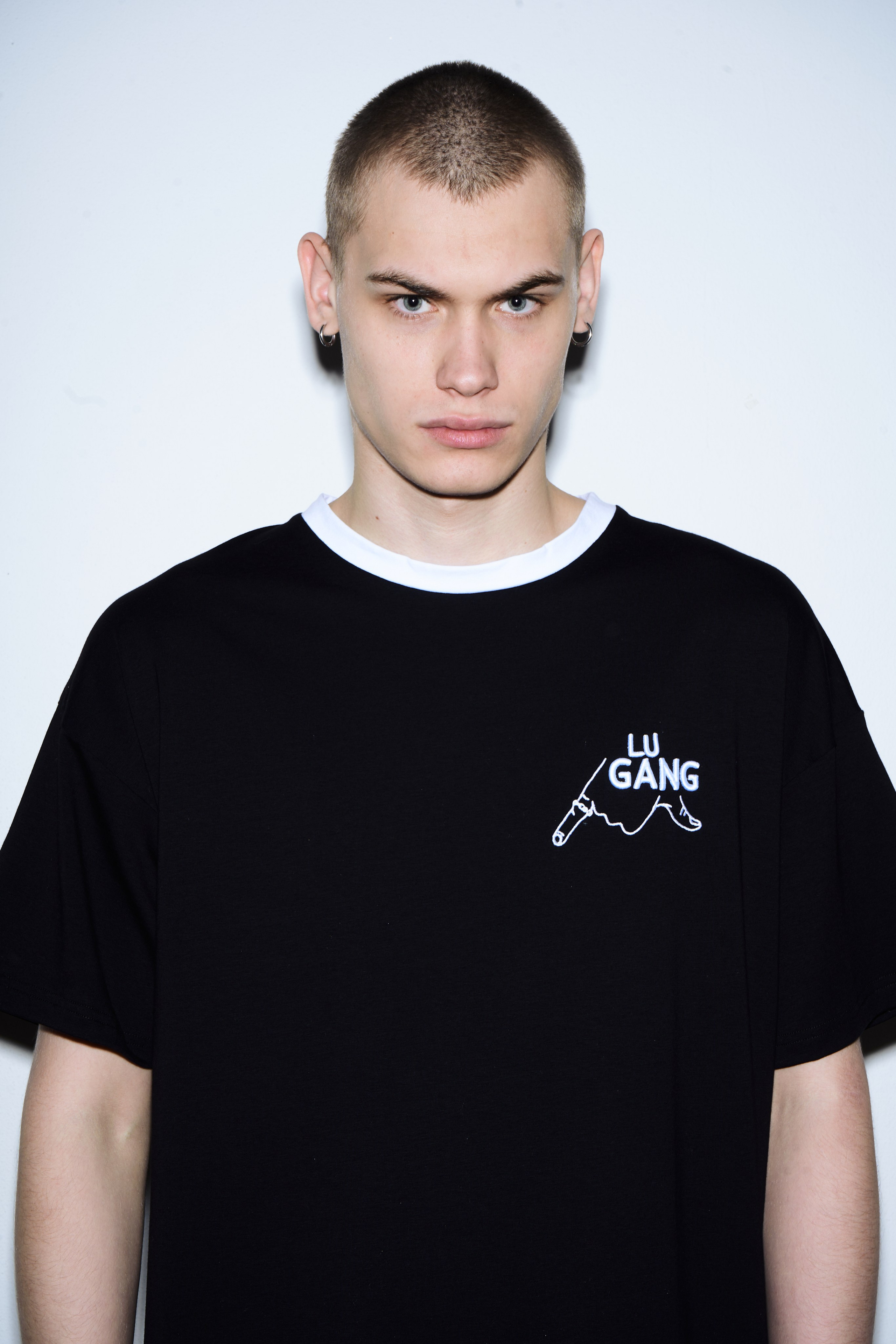 LUGANG FOR GUF. СЪЕМКИ ДЛЯ МАРКЕТПЛЕЙСОВ И БРЕНДОВ В РОСТОВЕ И МОСКВЕ