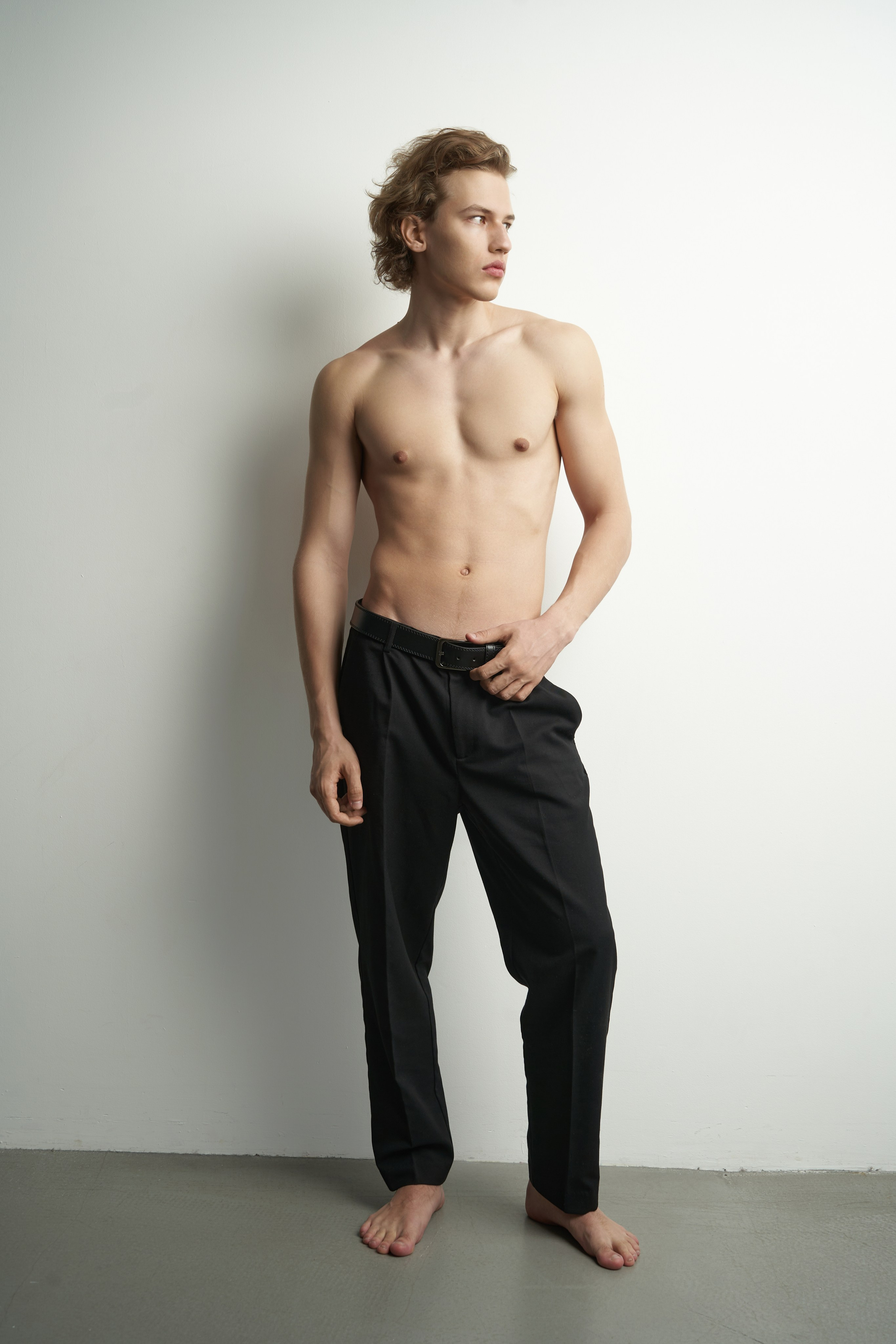 Alex. СЪЕМКИ ДЛЯ МАРКЕТПЛЕЙСОВ И БРЕНДОВ В РОСТОВЕ И МОСКВЕ