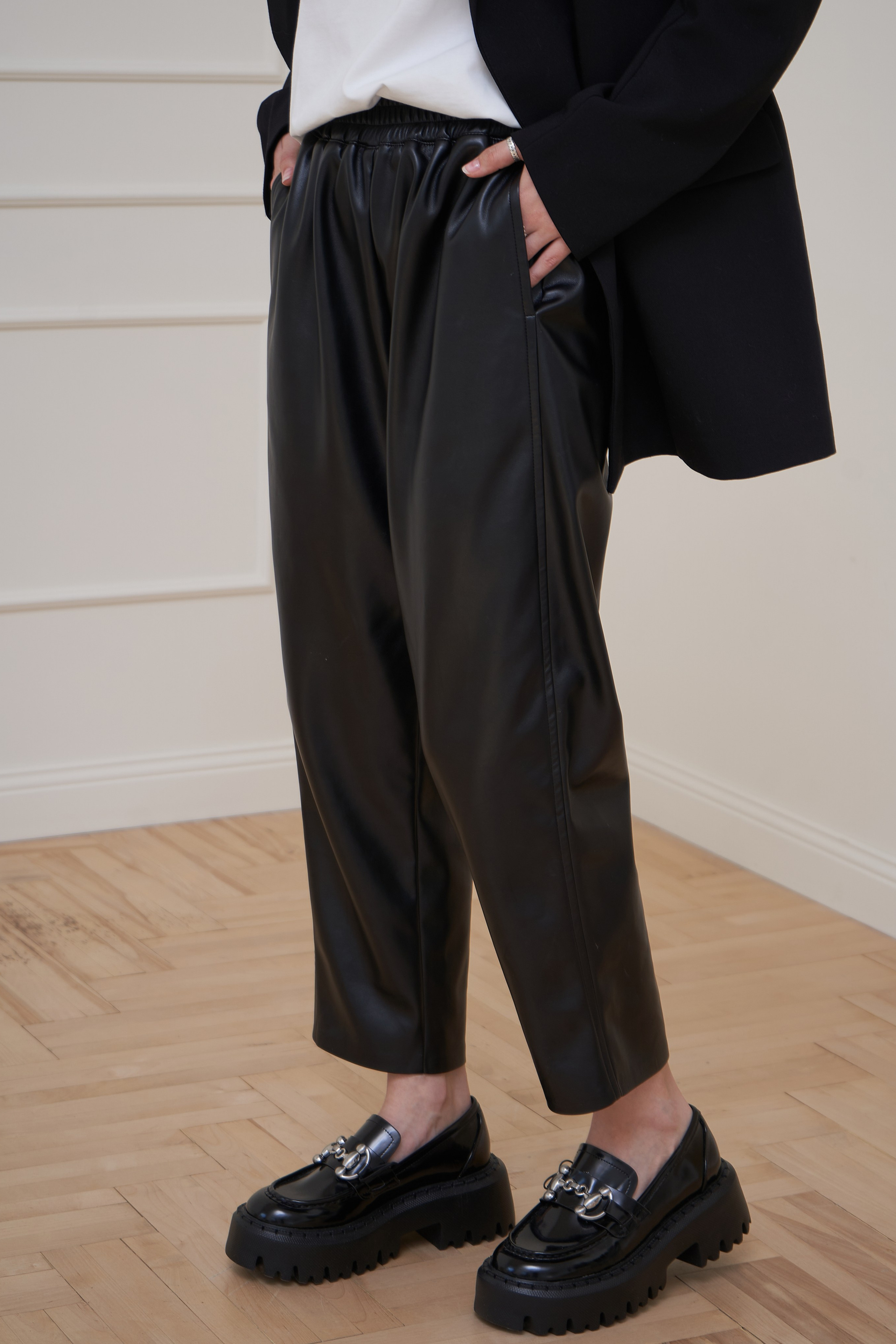 Съемки для маркетплейсов и брендов в Ростове-на-Дону. СЪЕМКИ ДЛЯ МАРКЕТПЛЕЙСОВ И БРЕНДОВ В РОСТОВЕ И МОСКВЕ