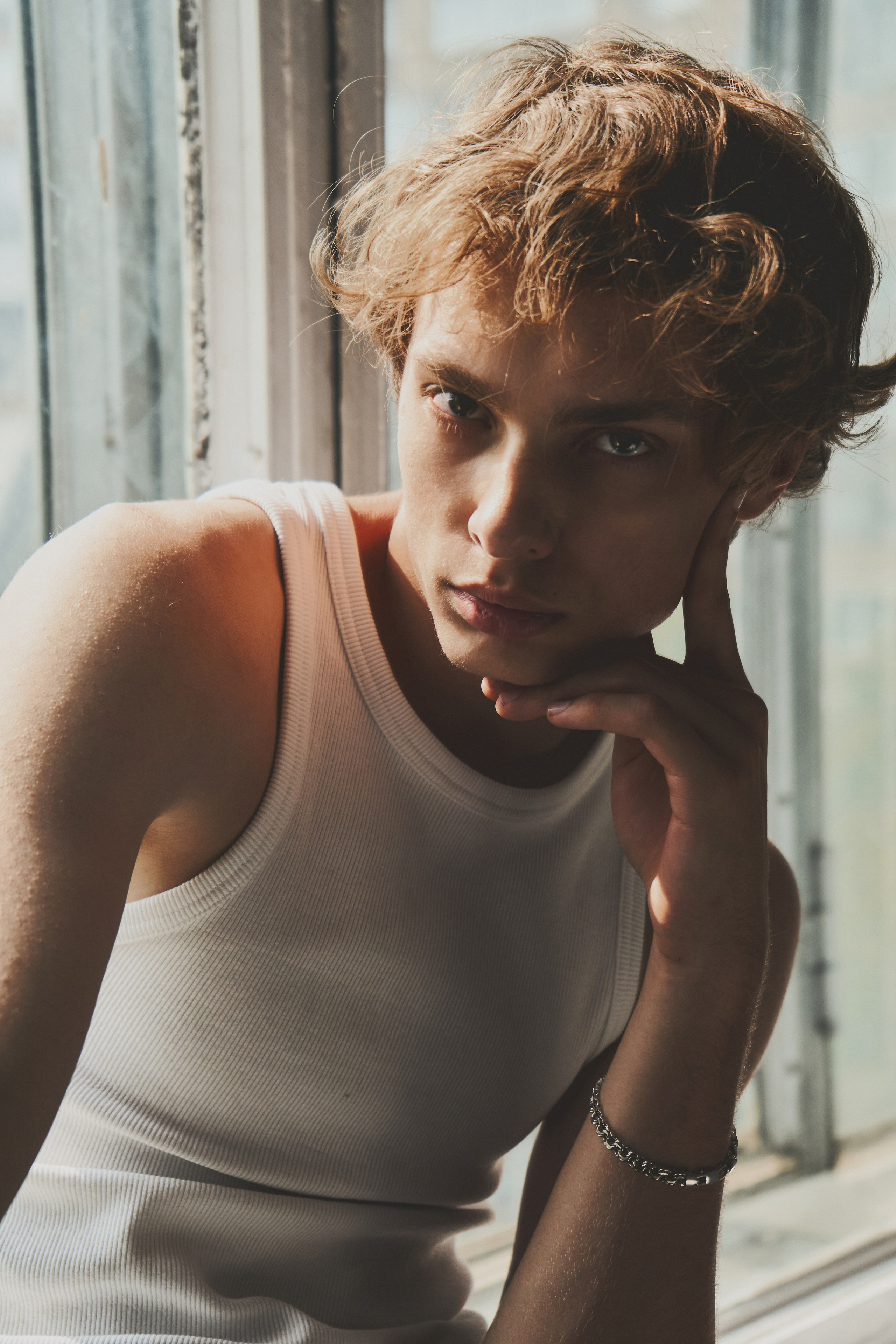 Съемки для маркетплейсов и брендов в Ростове-на-Дону. СЪЕМКИ ДЛЯ МАРКЕТПЛЕЙСОВ И БРЕНДОВ В РОСТОВЕ И МОСКВЕ