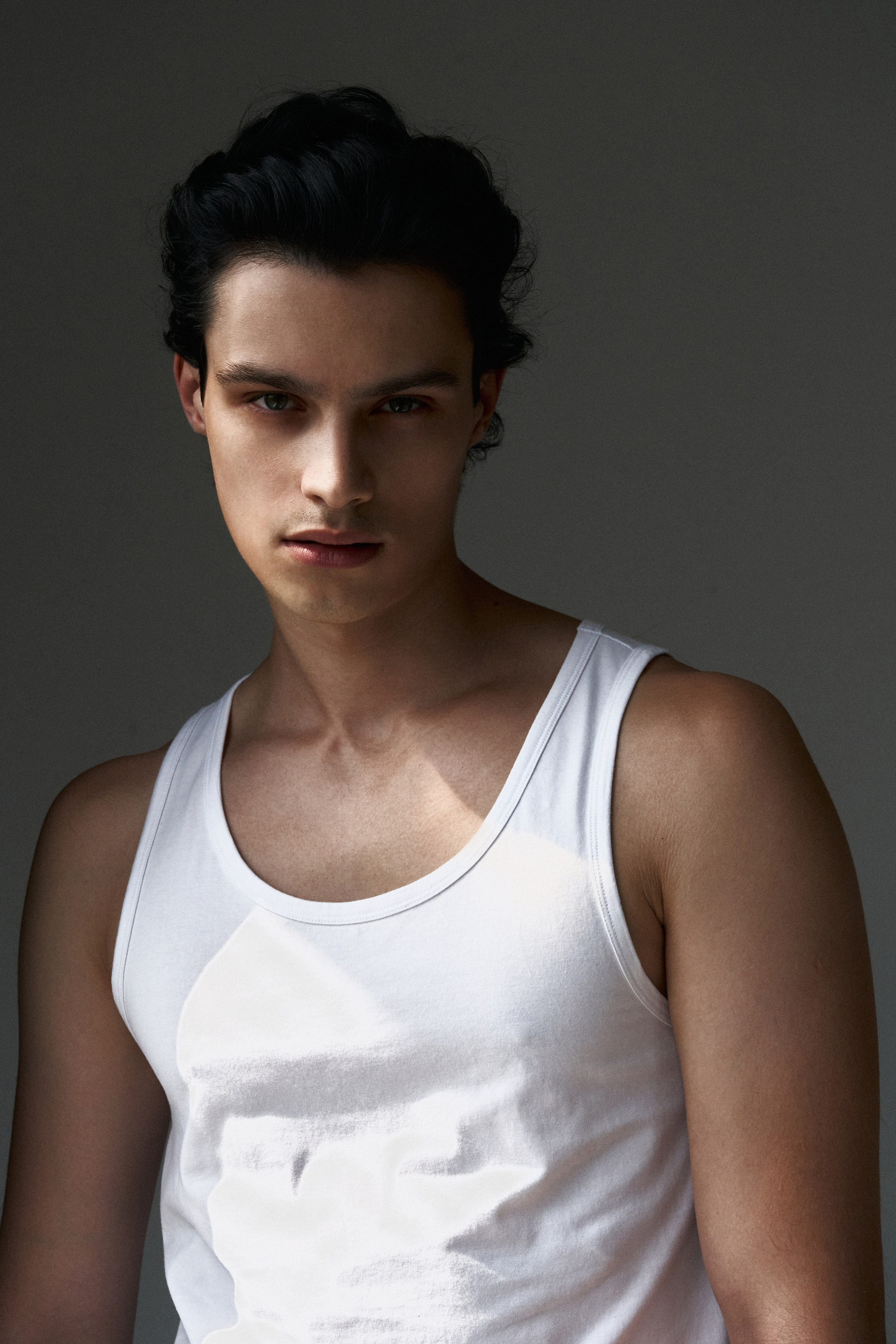 Съемки для маркетплейсов и брендов в Ростове-на-Дону. СЪЕМКИ ДЛЯ МАРКЕТПЛЕЙСОВ И БРЕНДОВ В РОСТОВЕ И МОСКВЕ