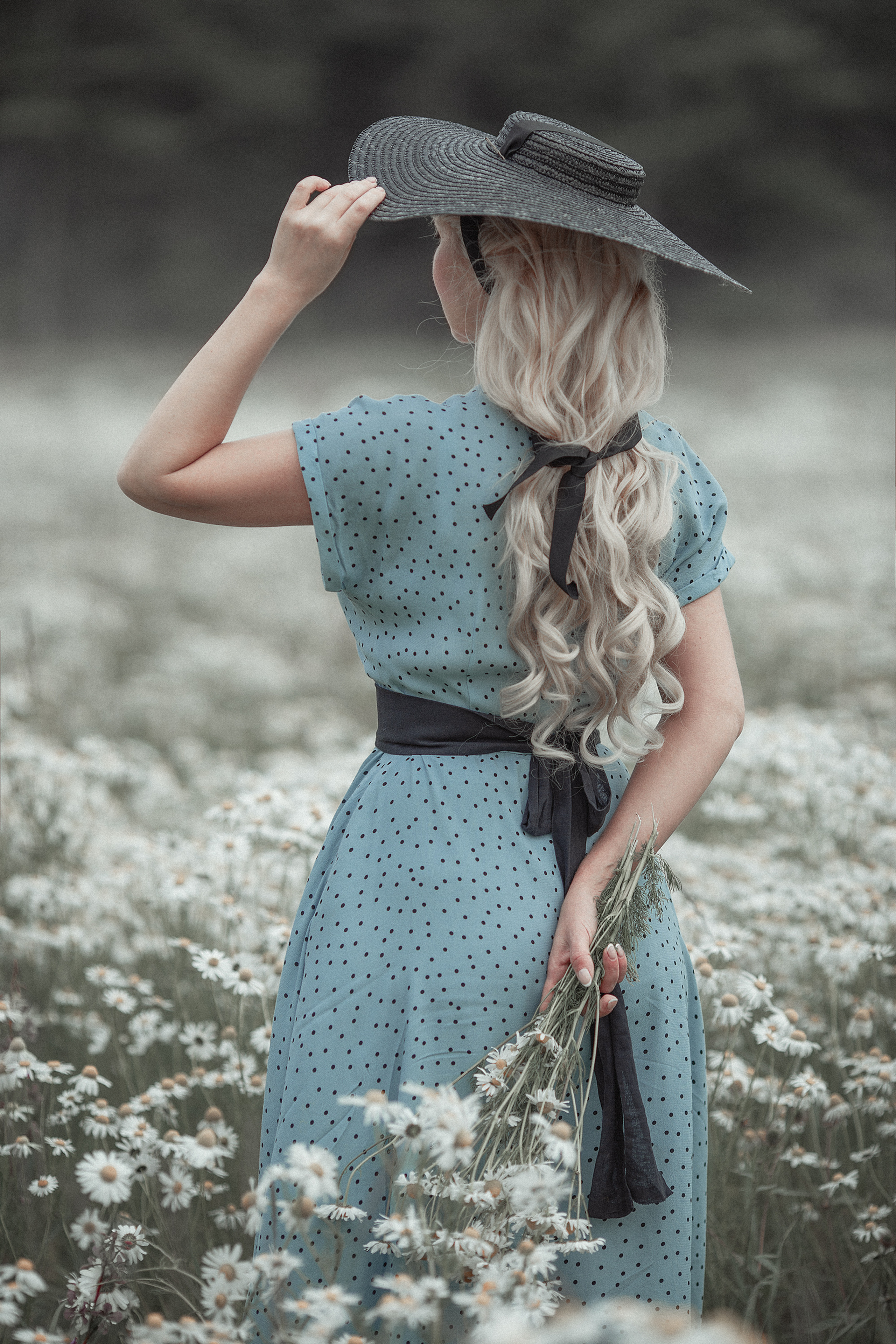 Марина, история с ромашками