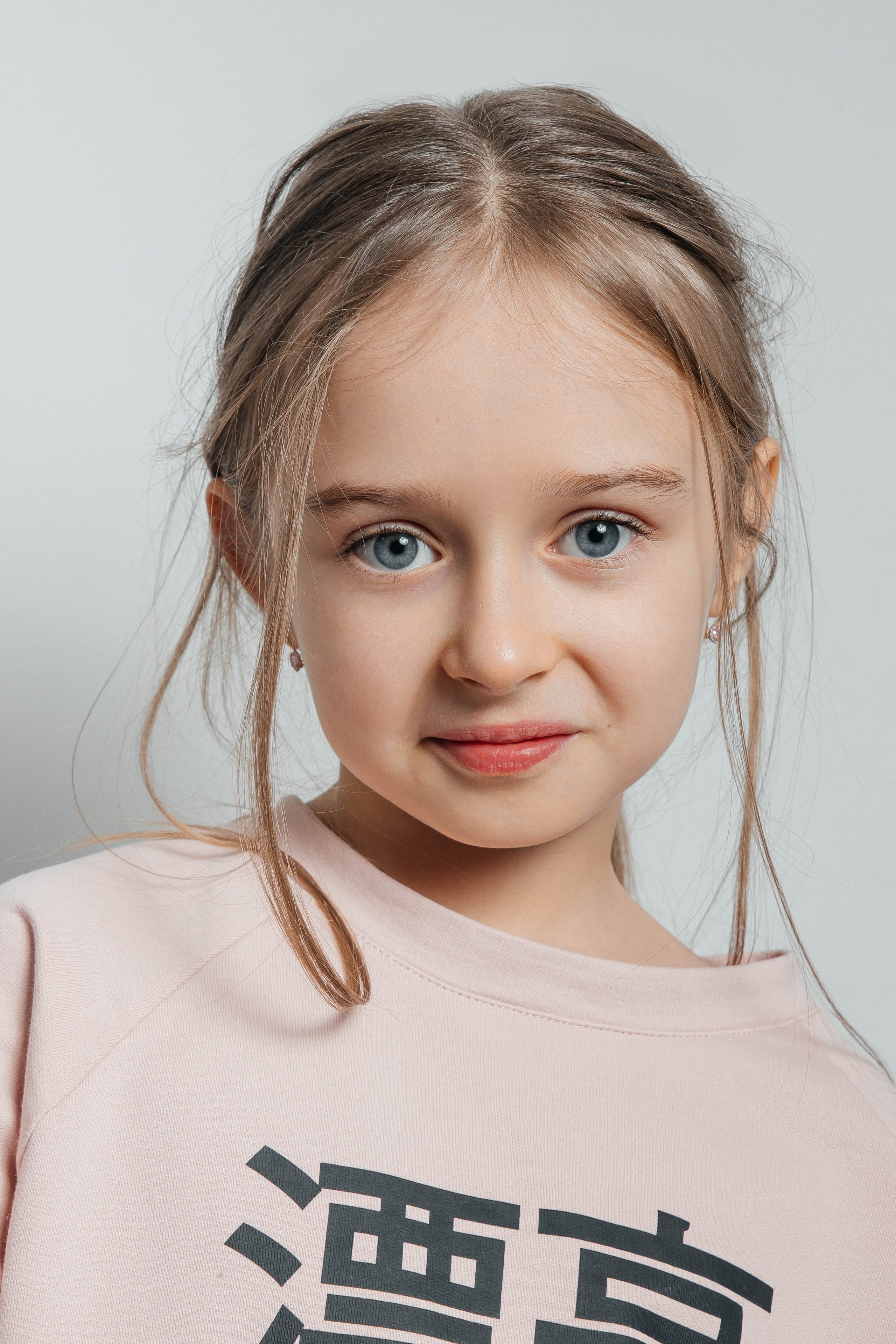 Злата, 8 лет, рост 134 см