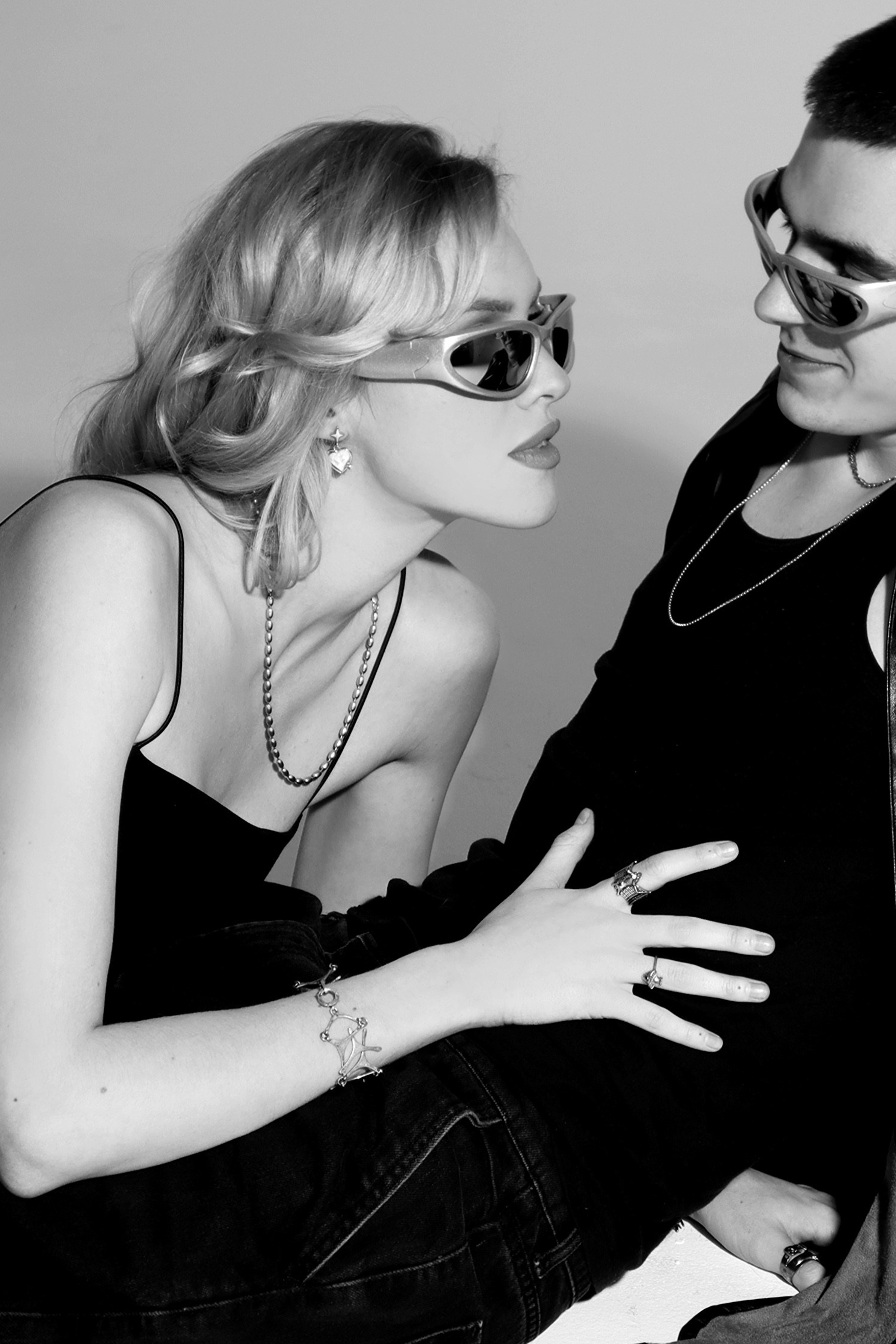BOND & love story