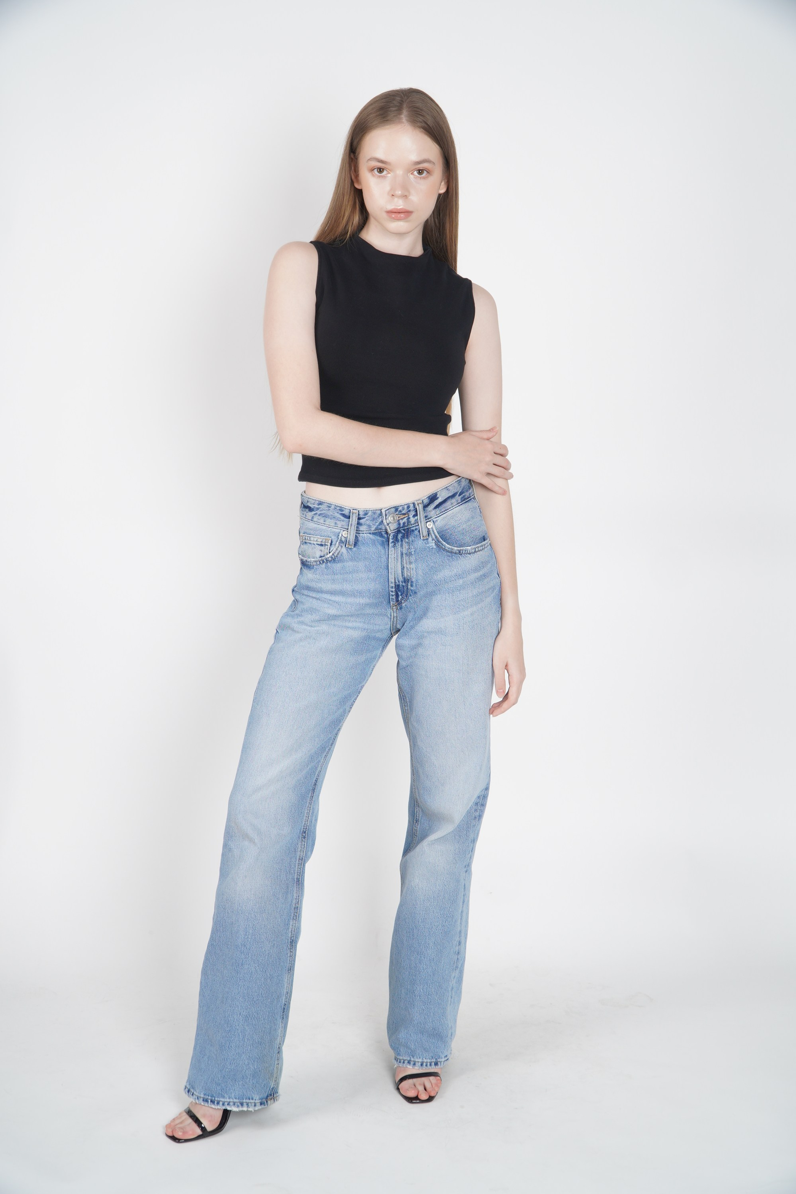 SNAPS. MONSTERA MODELS