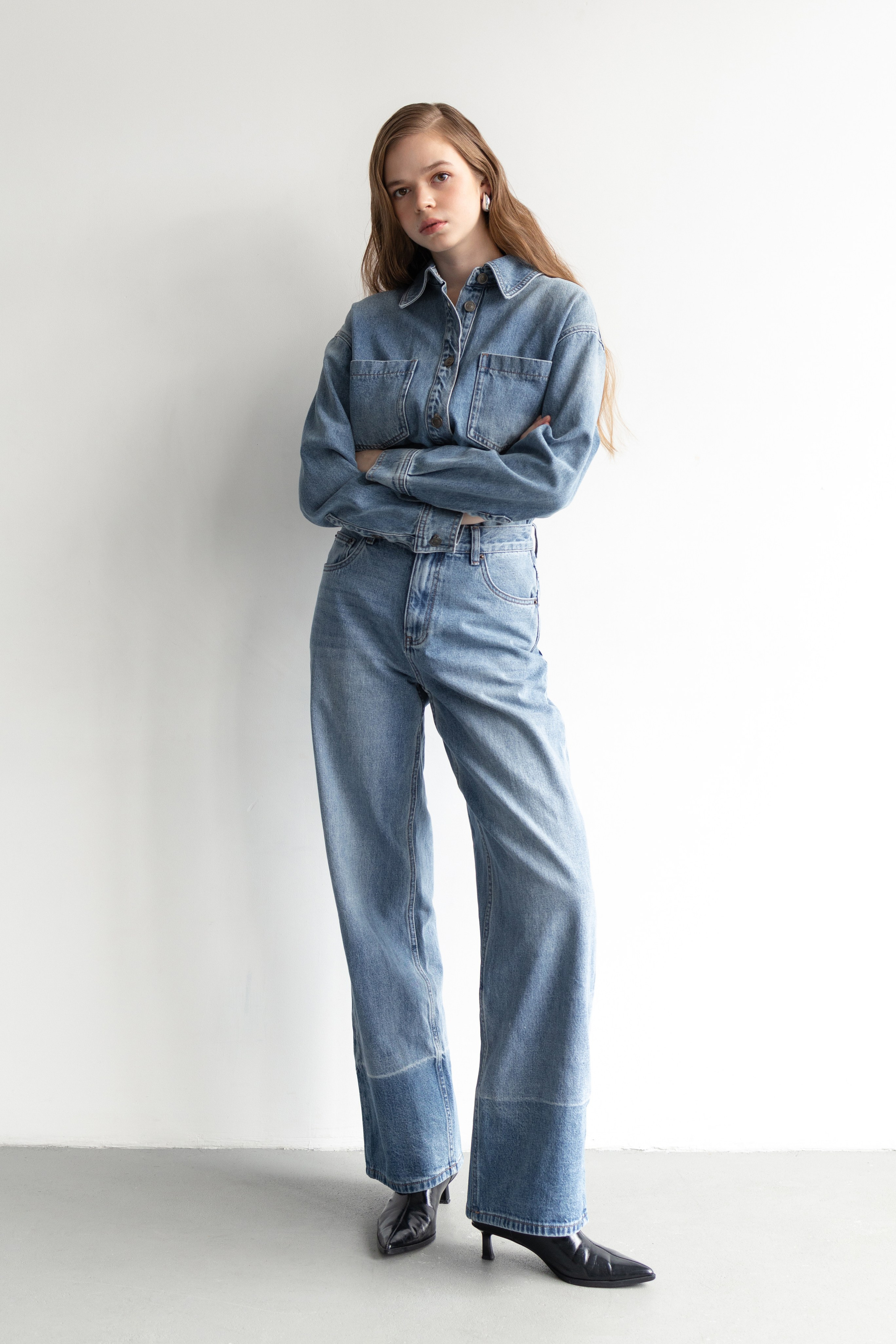 BOOK. MONSTERA MODELS