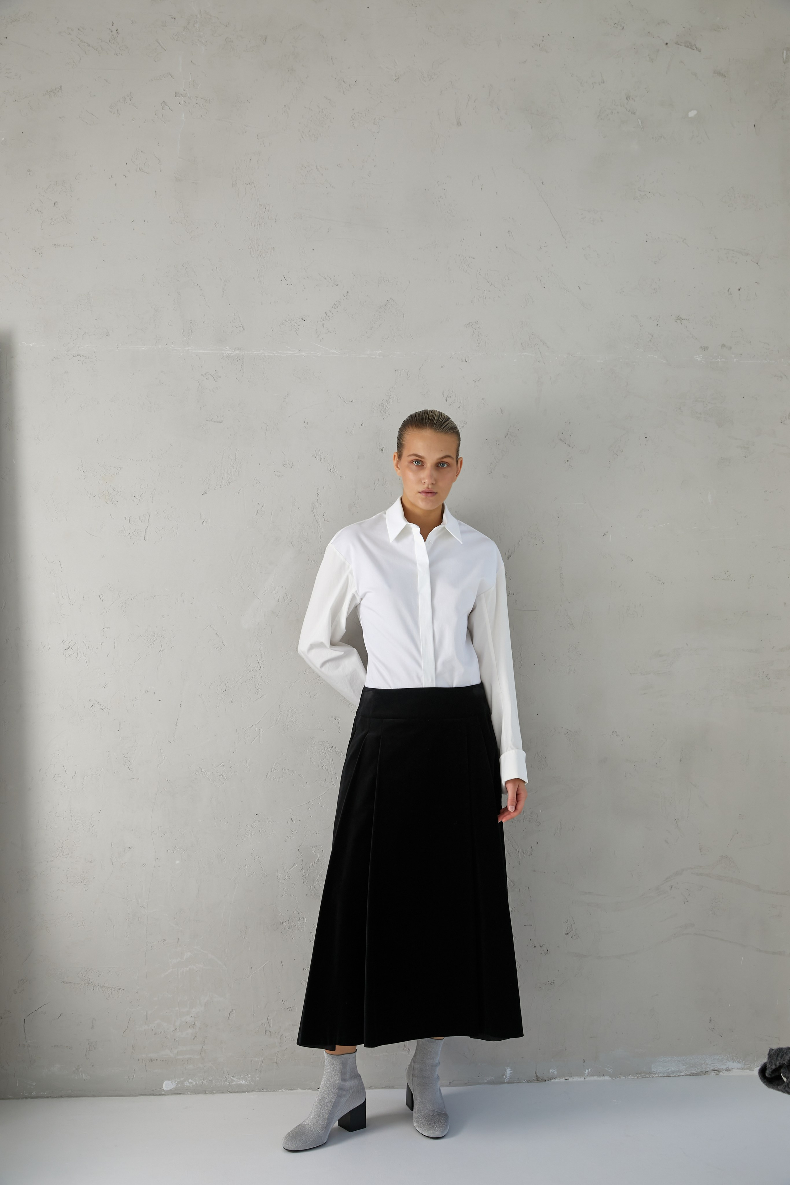 BOOK. MONSTERA MODELS