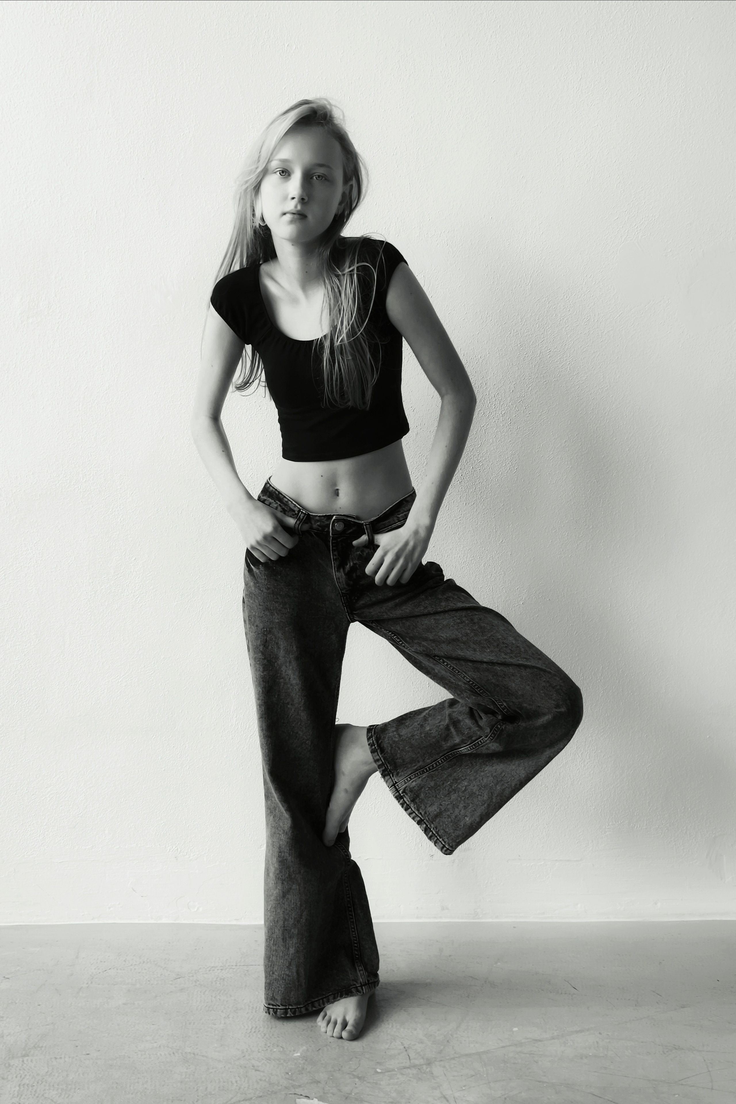 Book. MONSTERA MODELS