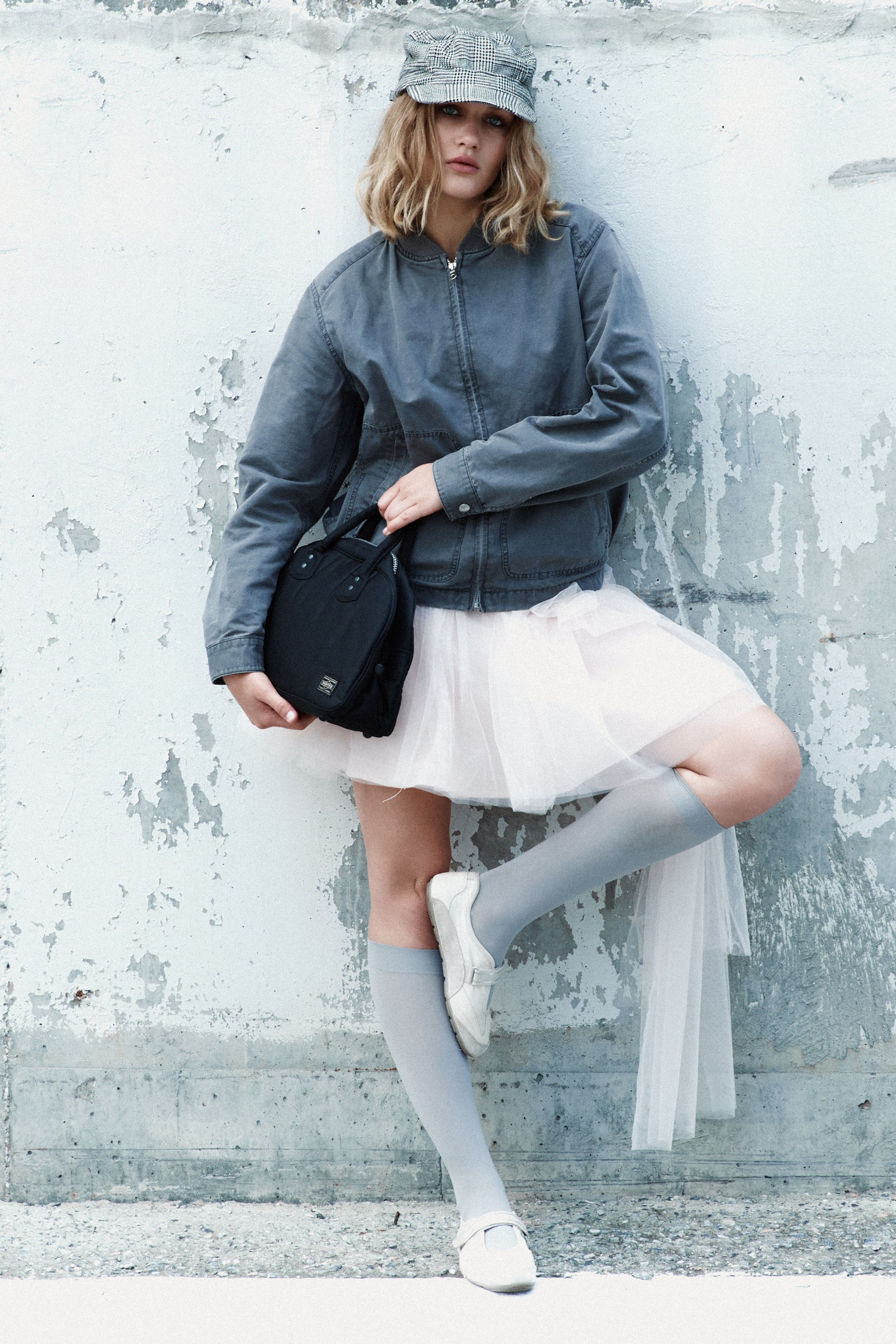 BOOK. MONSTERA MODELS