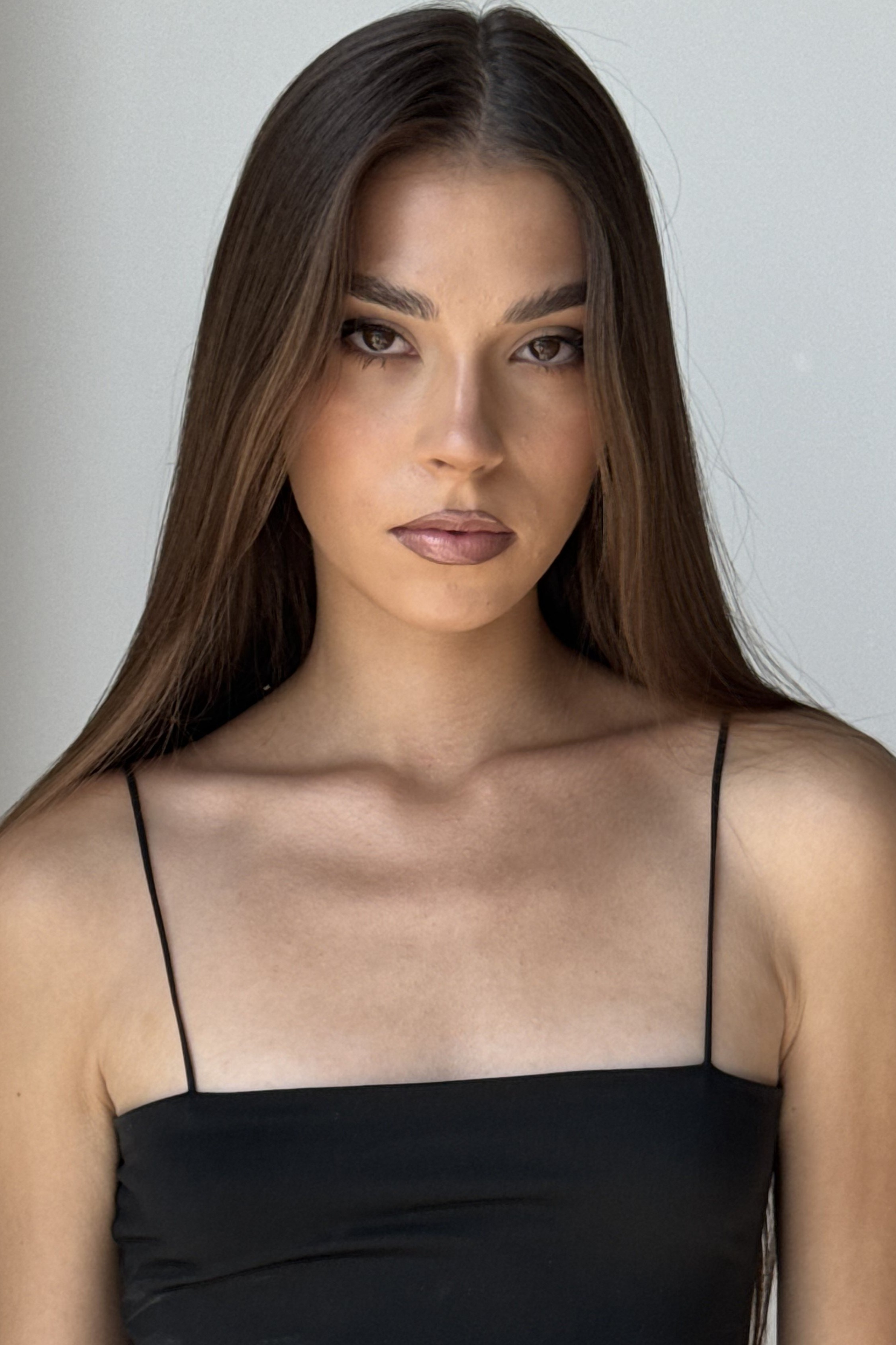 BOOK. MONSTERA MODELS