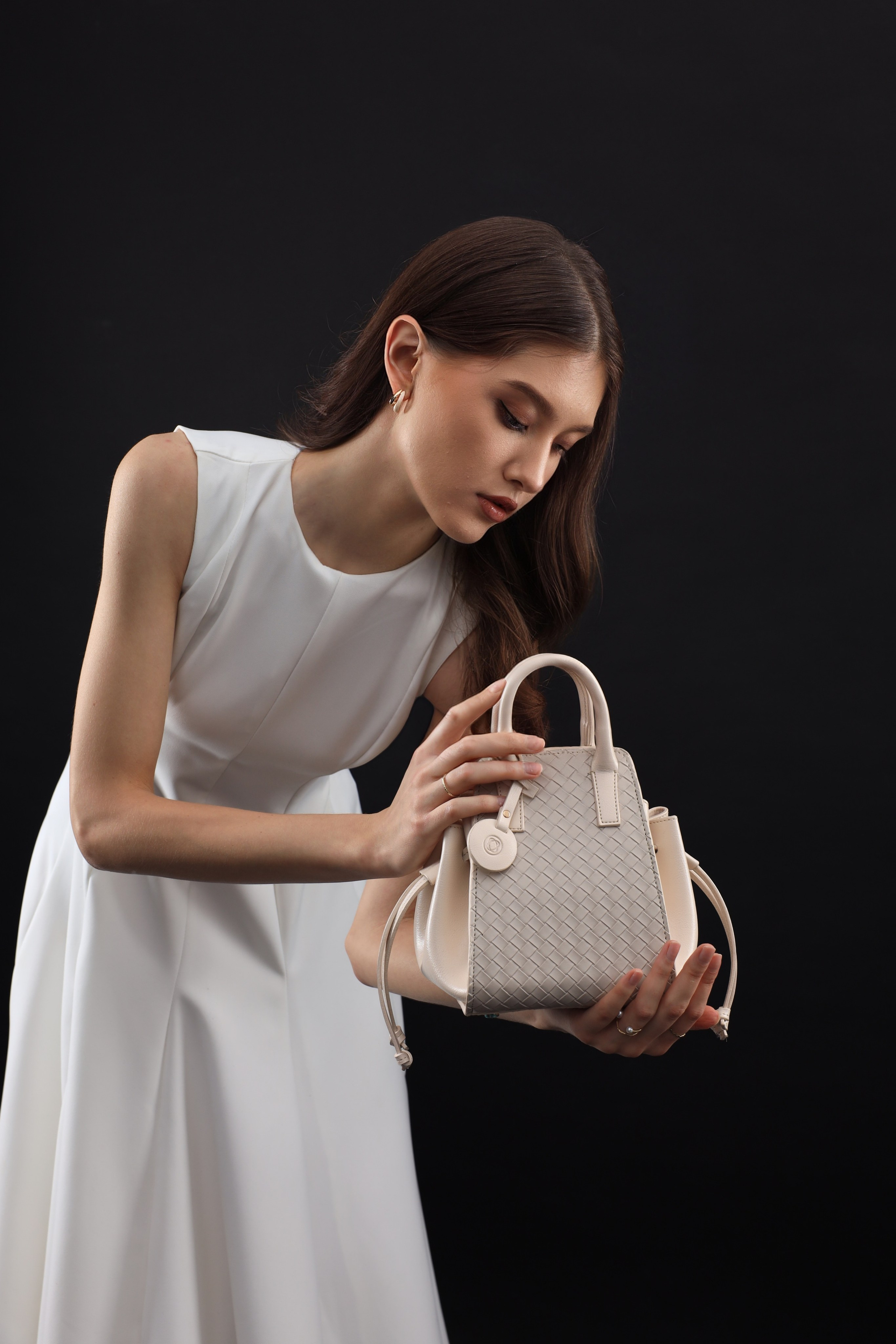 BOOK. MONSTERA MODELS