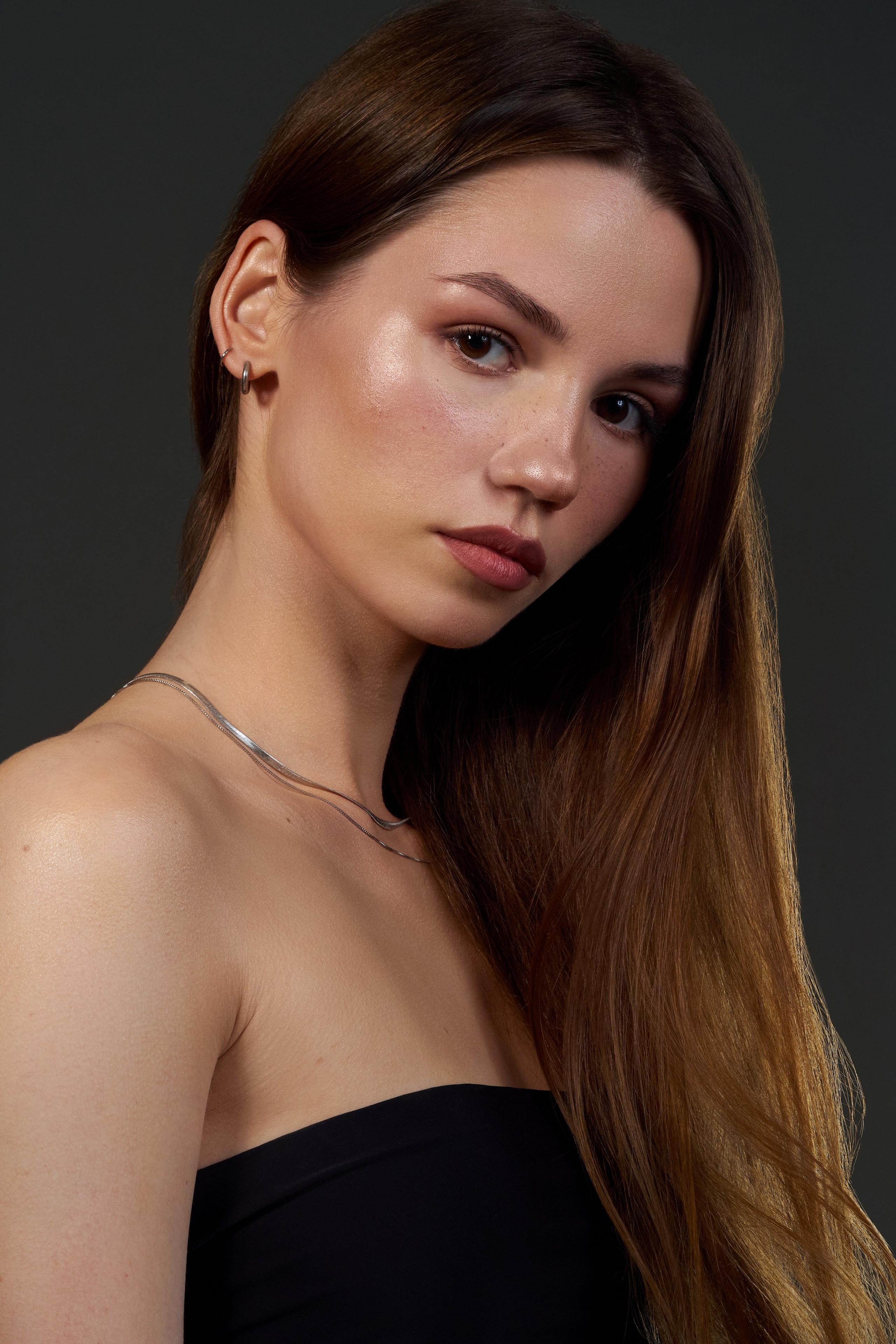 BOOK. MONSTERA MODELS