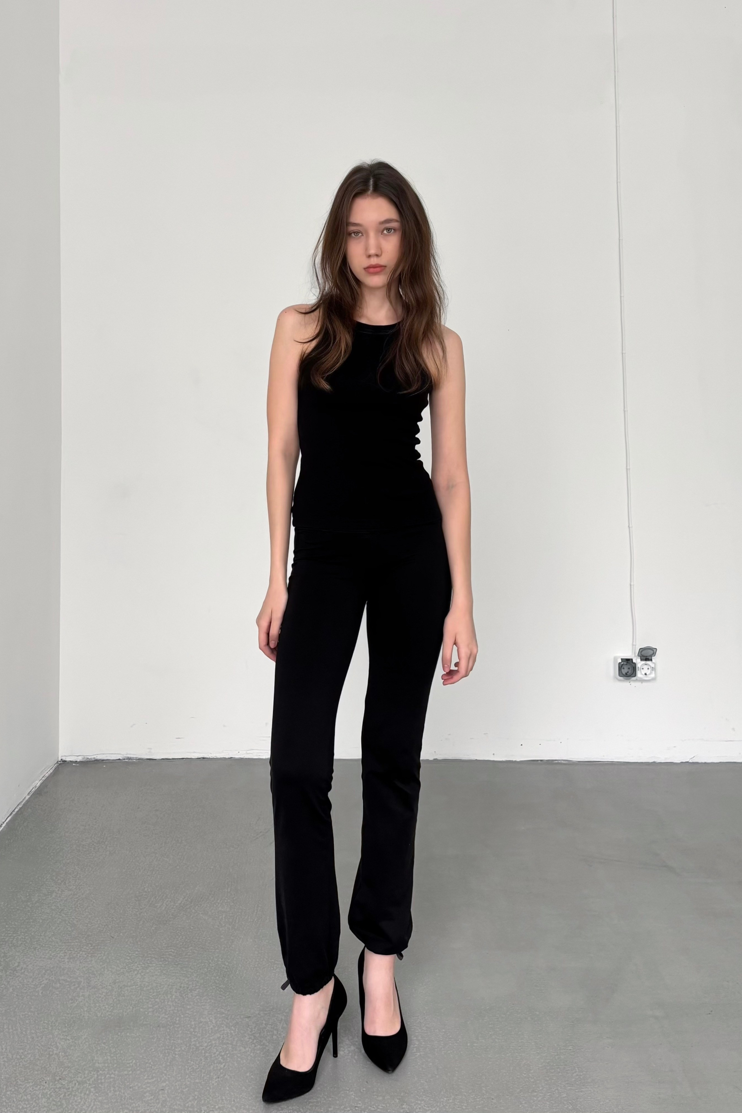 SNAPS. MONSTERA MODELS