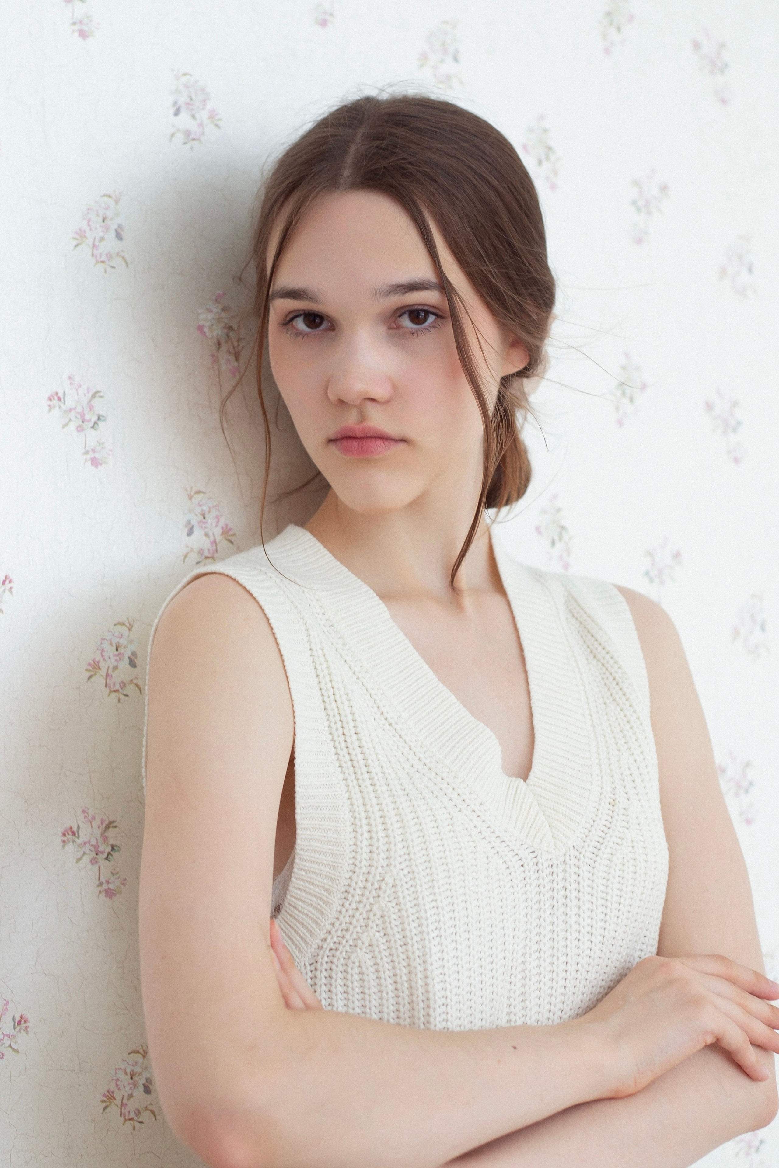 BOOK. MONSTERA MODELS