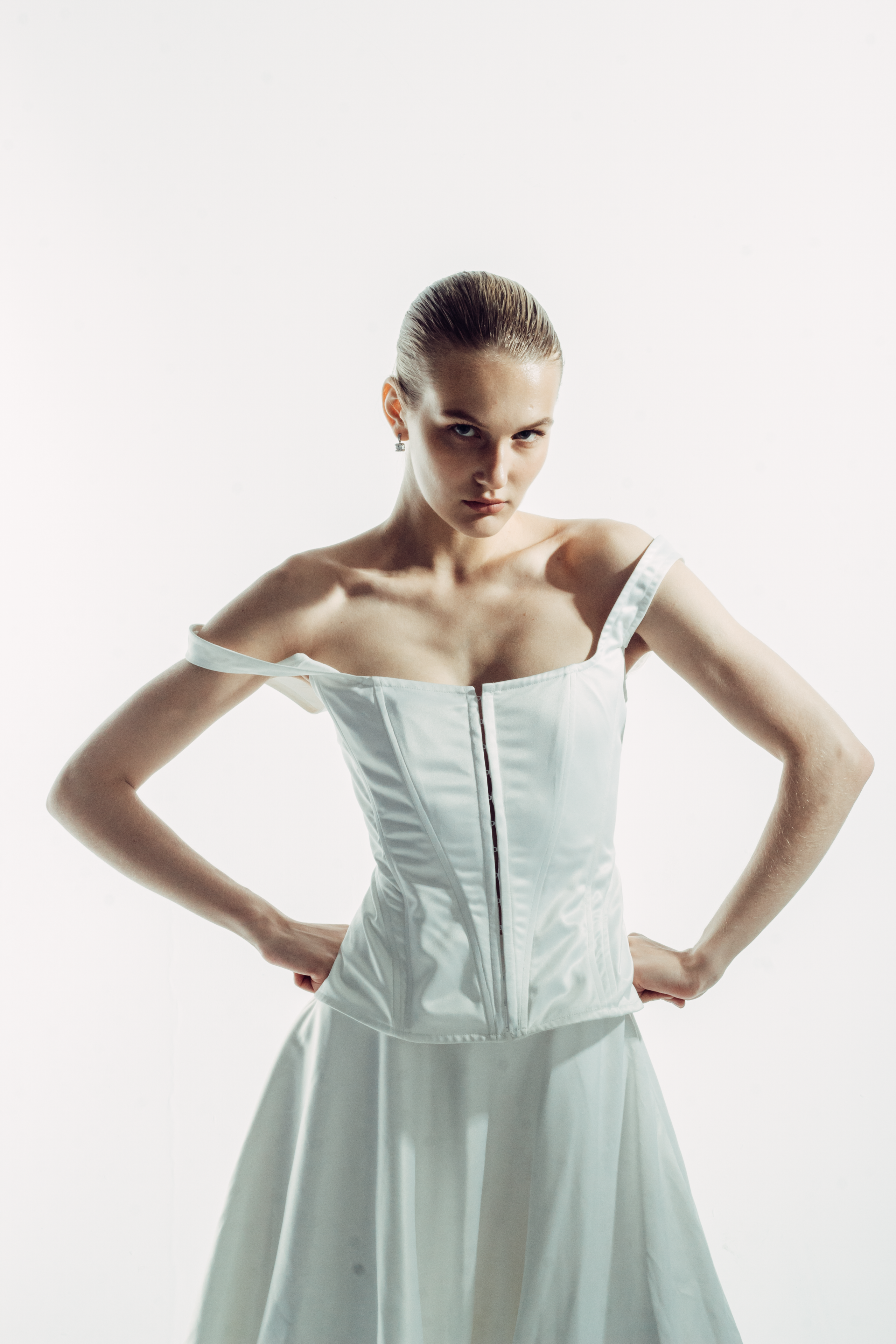 BOOK. MONSTERA MODELS