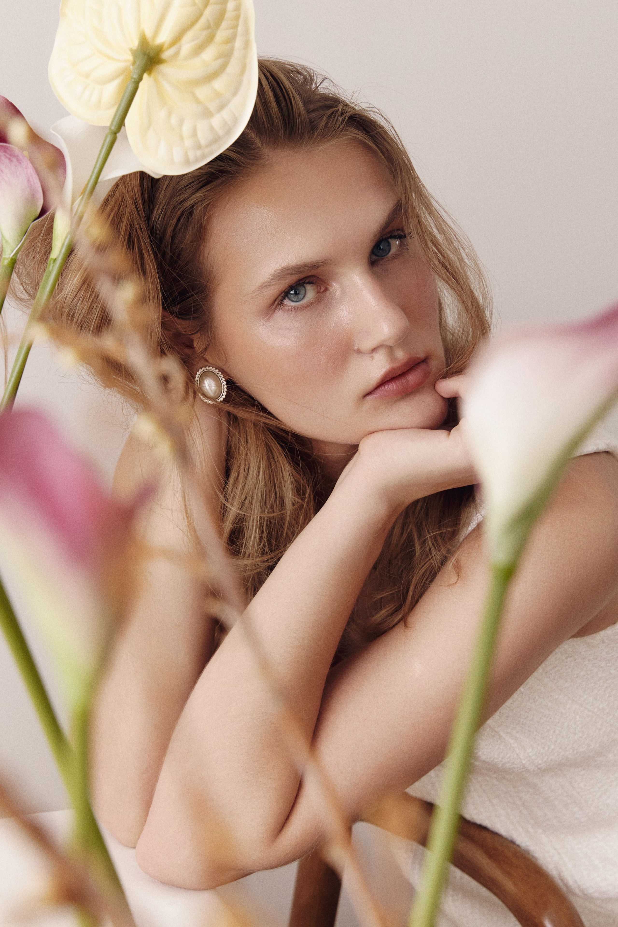 BOOK. MONSTERA MODELS