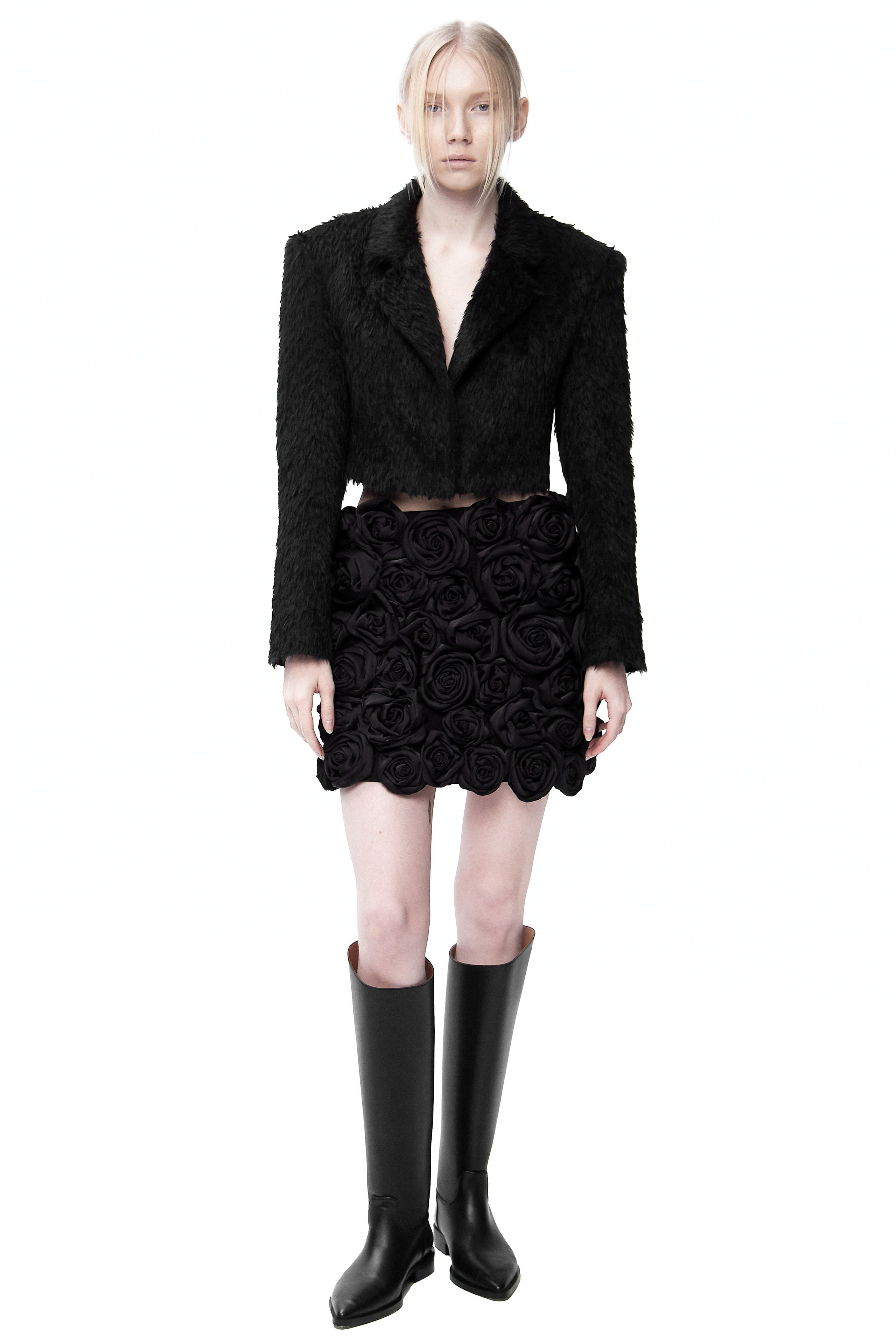 BOOK. MONSTERA MODELS