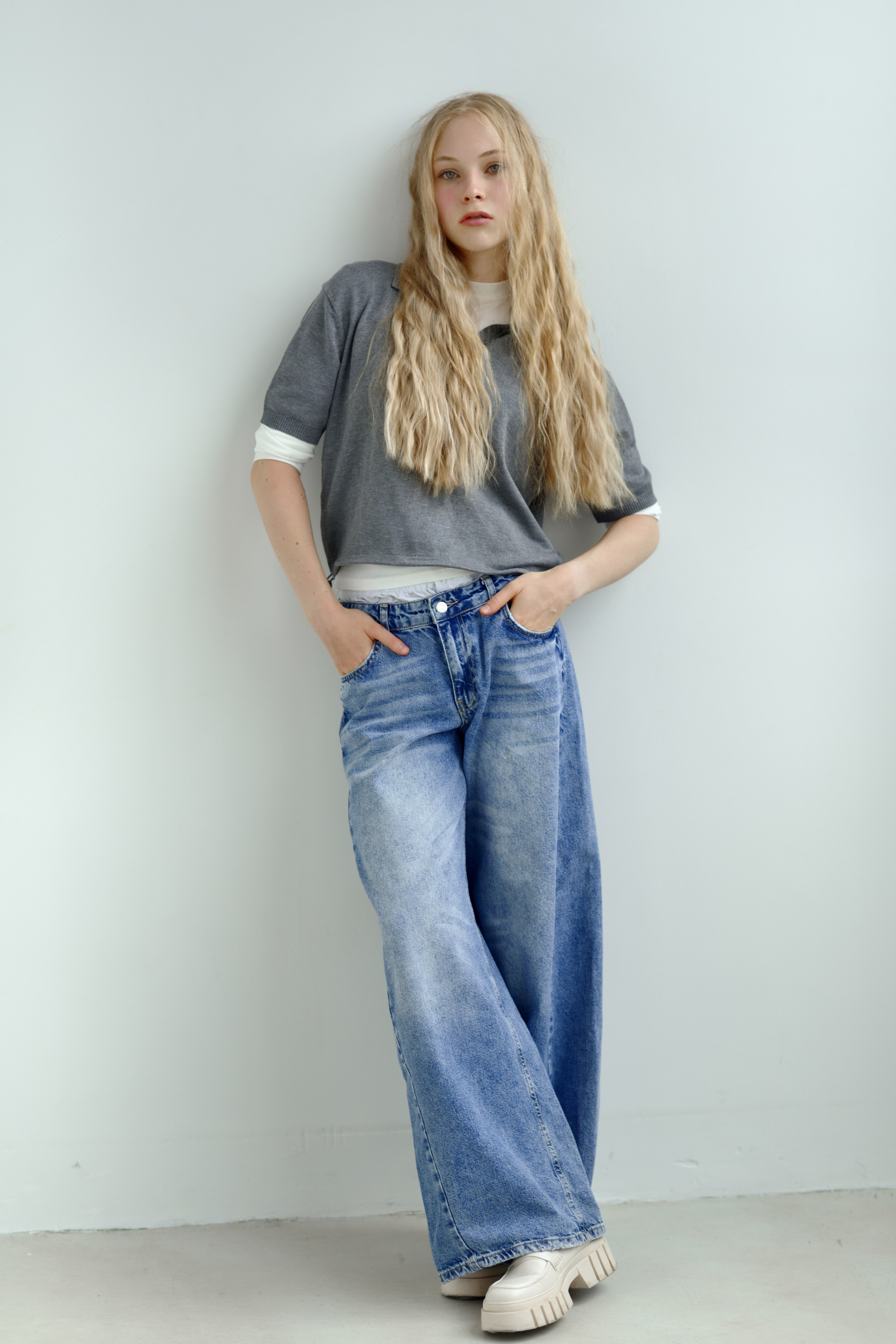 BOOK. MONSTERA MODELS