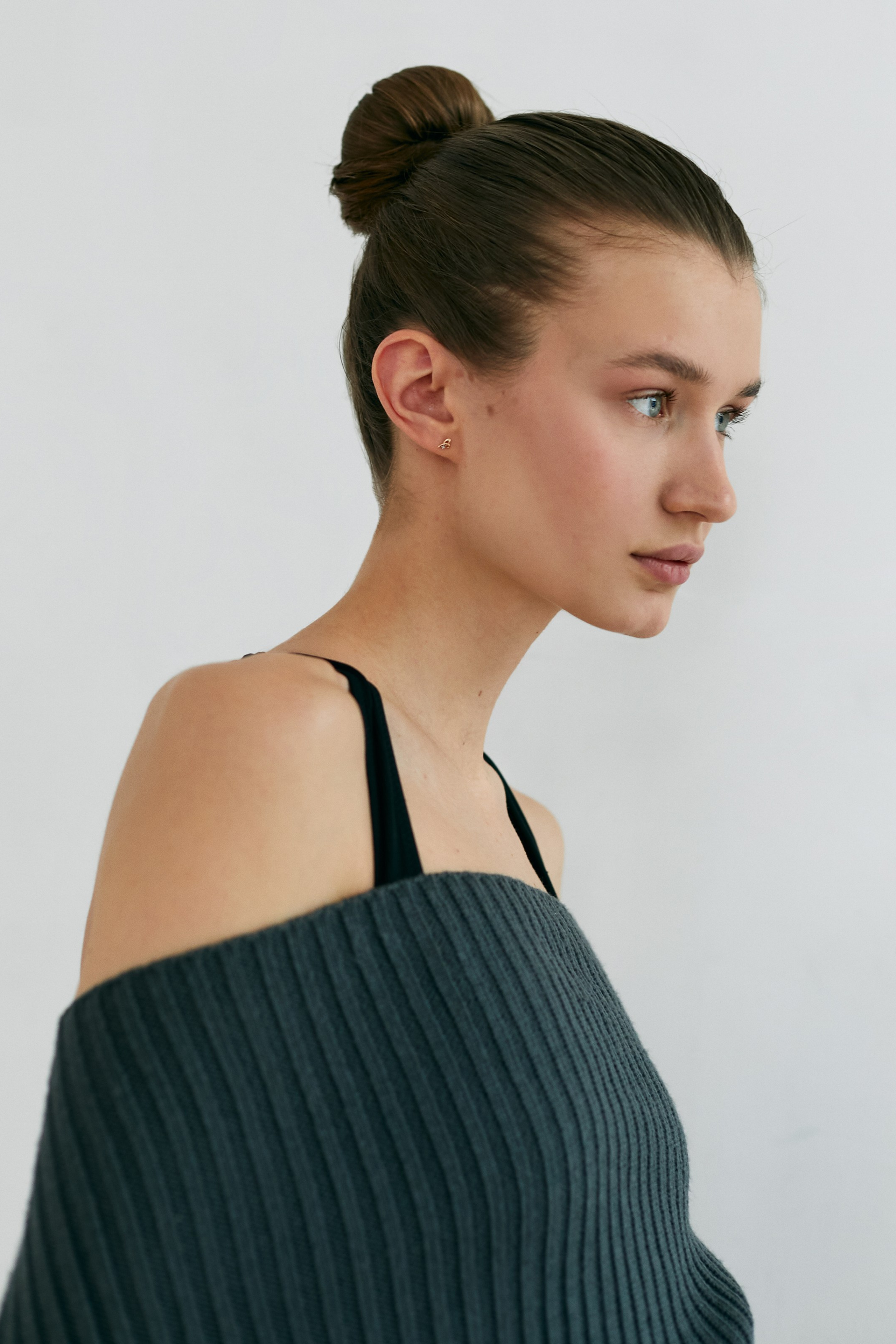 BOOK. MONSTERA MODELS