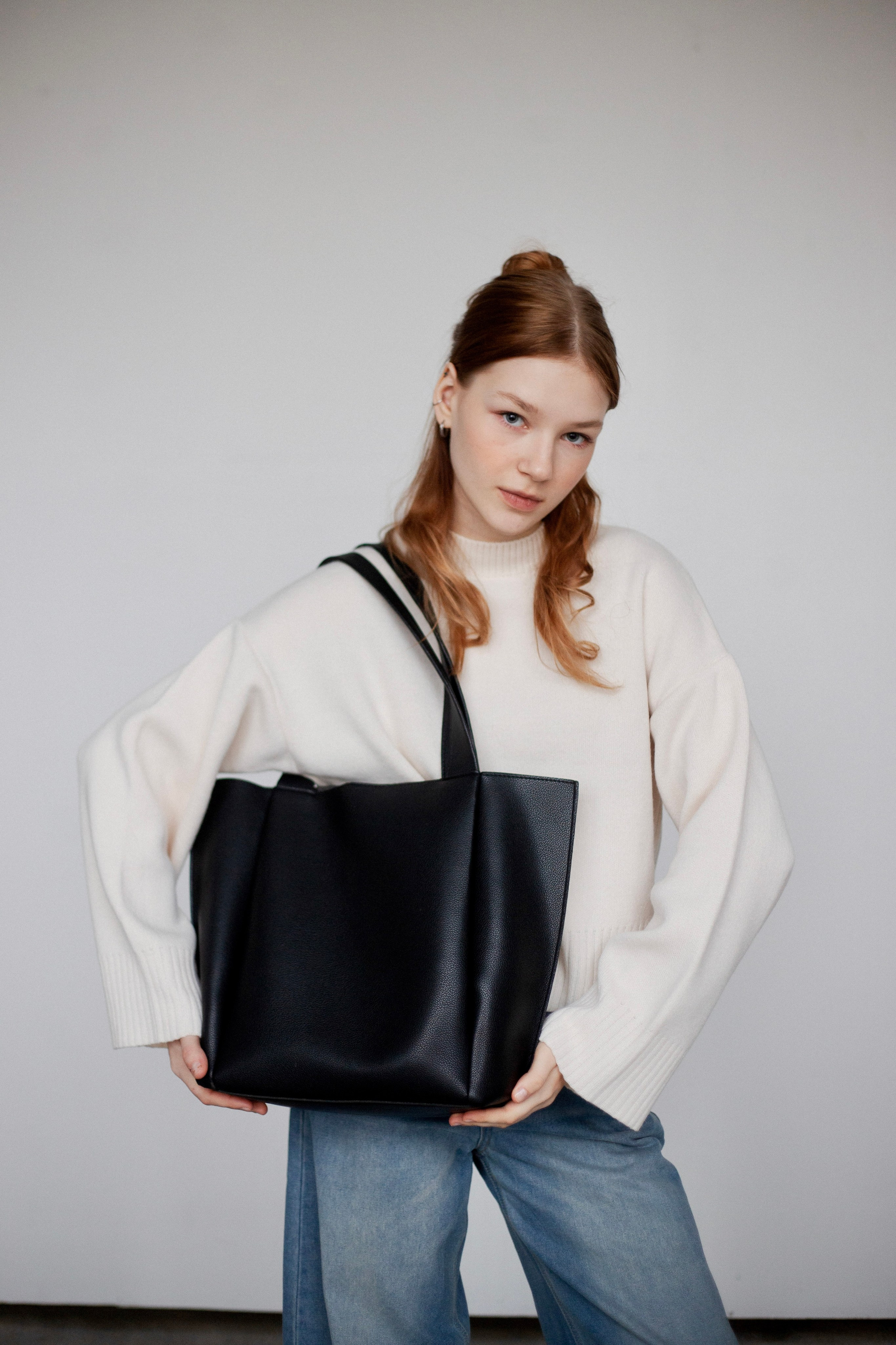 BOOK. MONSTERA MODELS