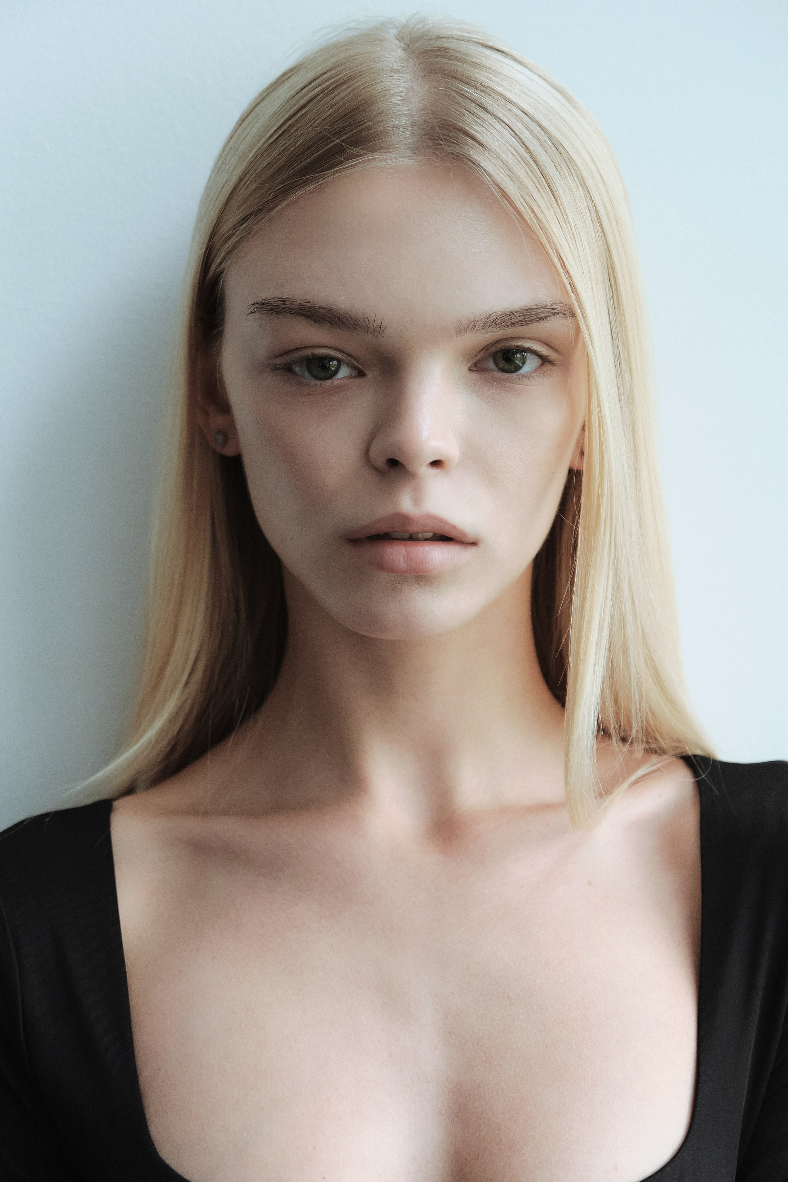 BOOK. MONSTERA MODELS