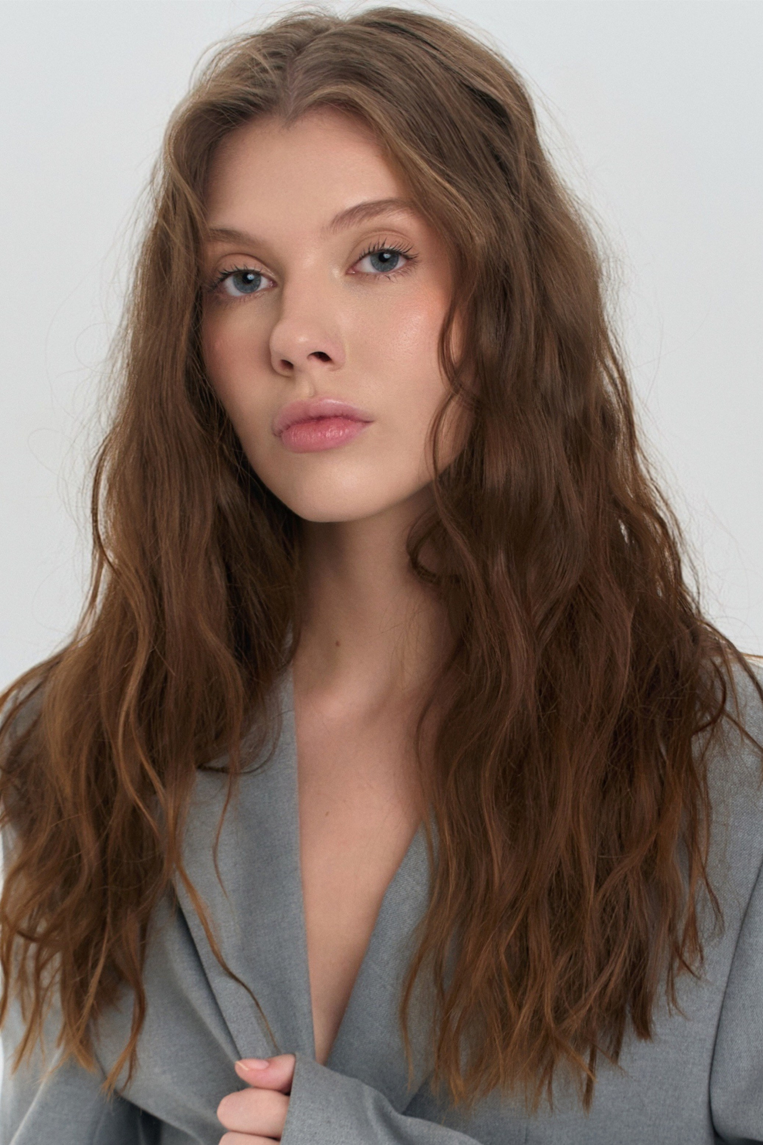 BOOK. MONSTERA MODELS