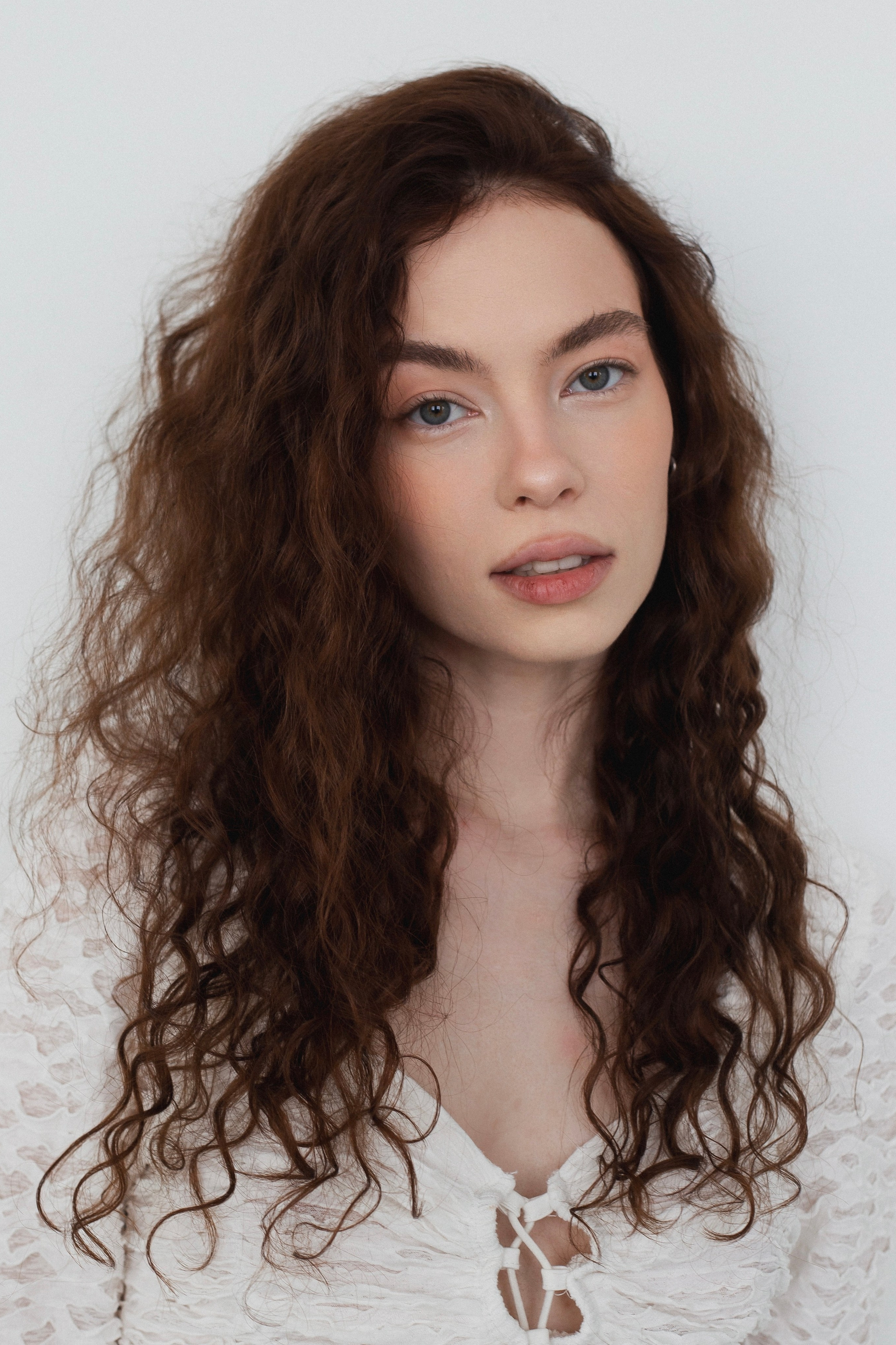BOOK. MONSTERA MODELS